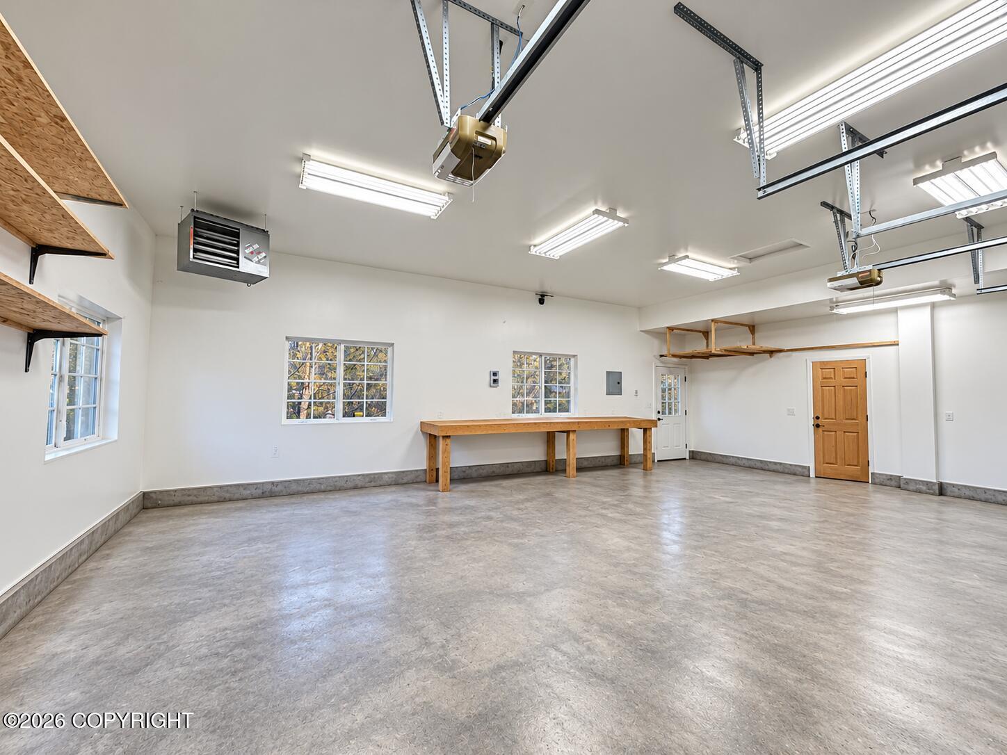 900 N Win Circle Property Photo 13