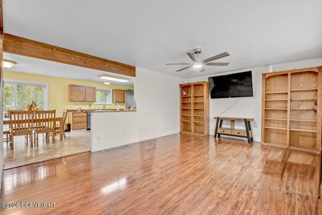 900 N Win Circle Property Photo 26