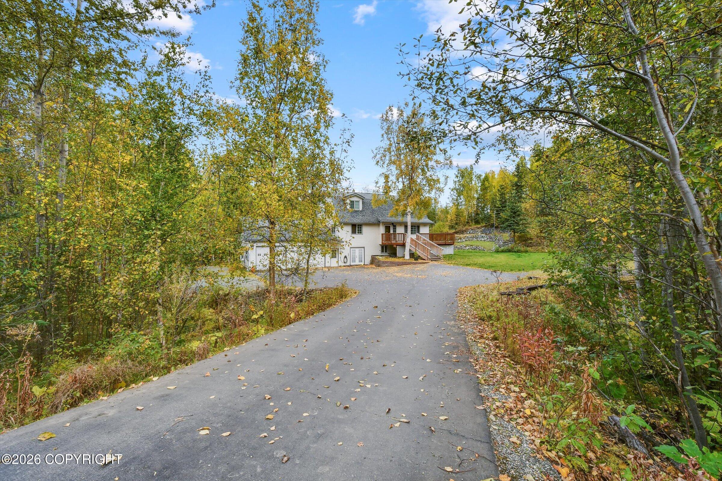900 N Win Circle Property Photo 28