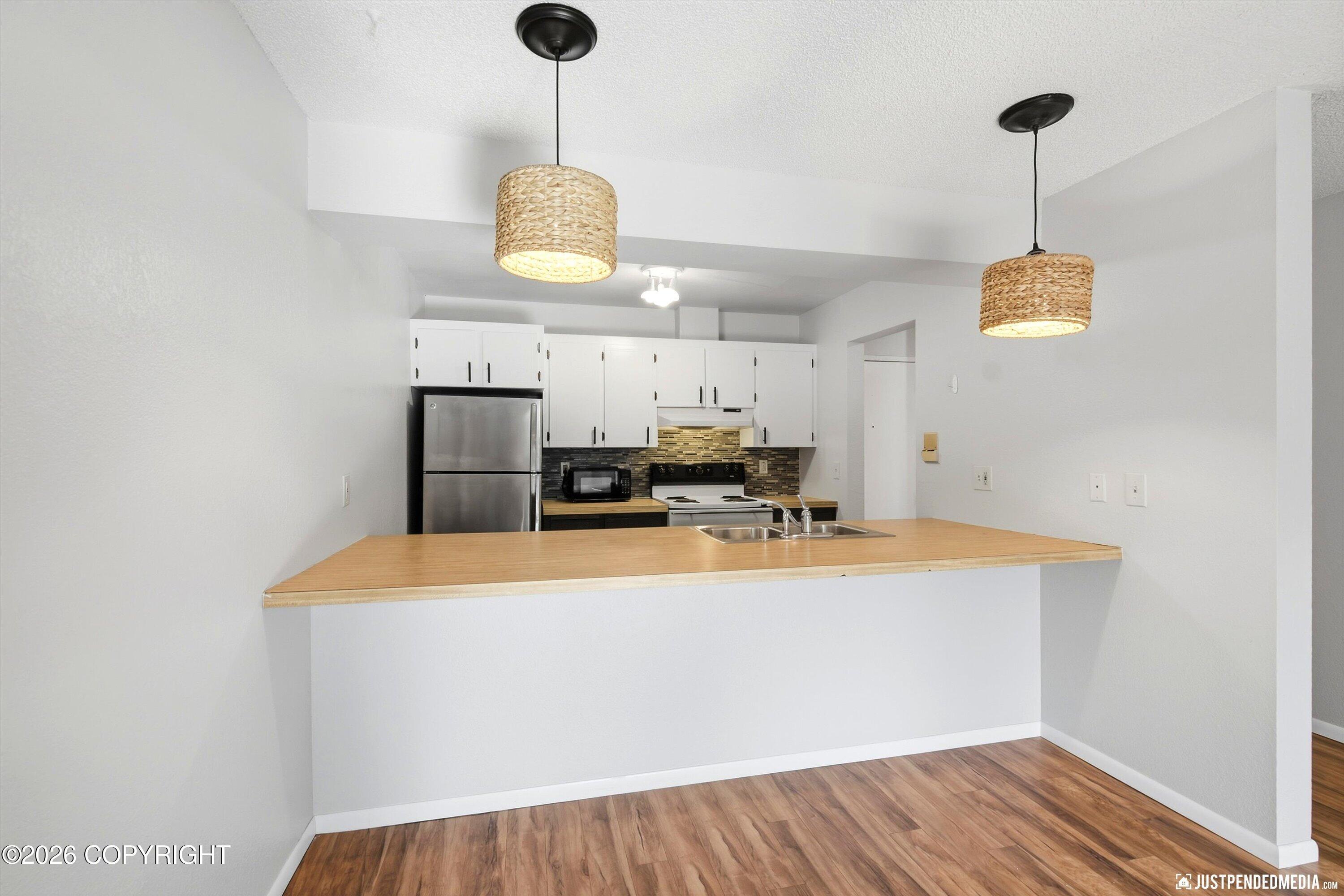 4333 San Ernesto Avenue #209 Property Photo 10