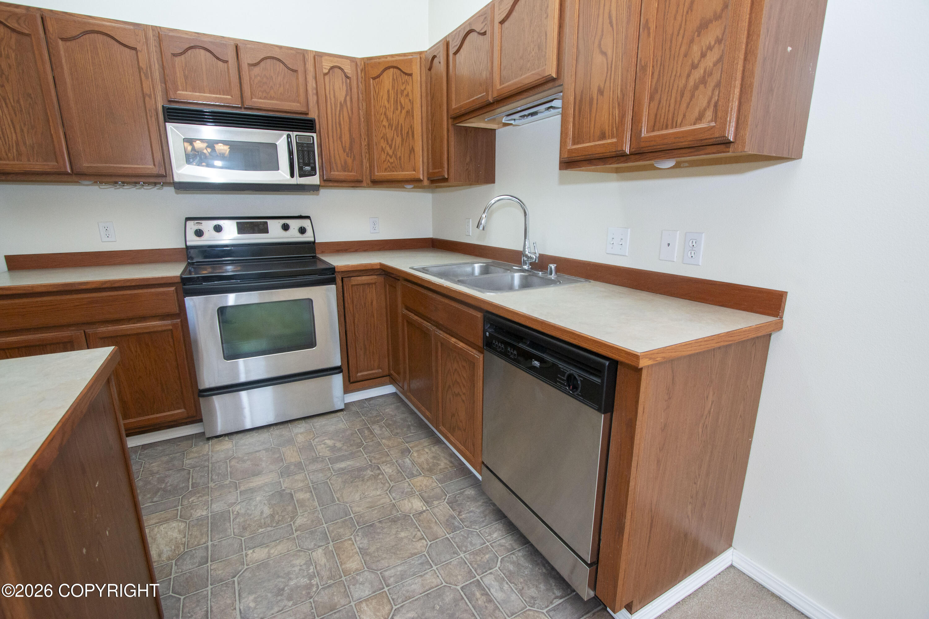 13732 Fire Creek Trail Drive Property Photo 6