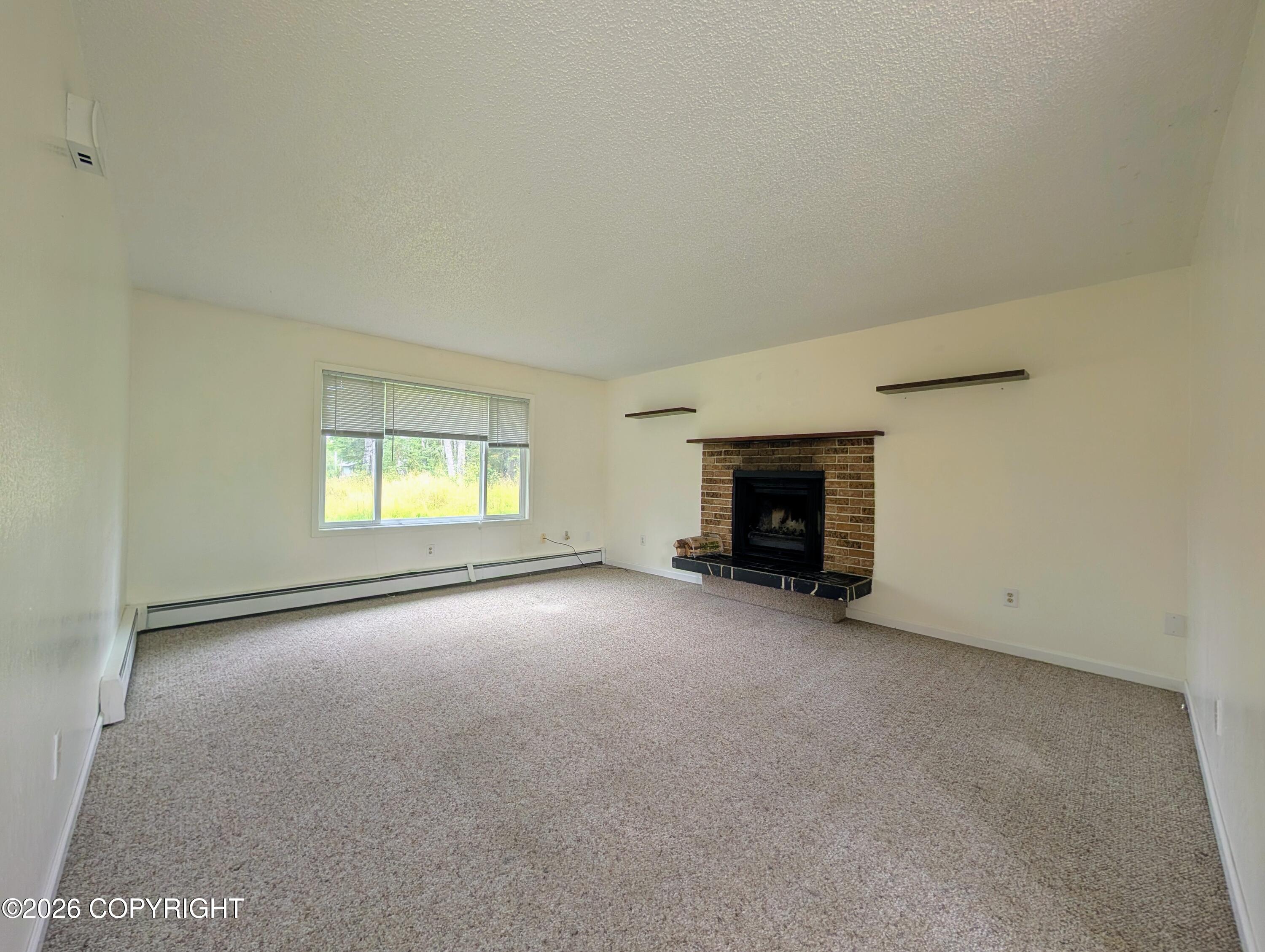 348 N Fireweed Street Property Photo 4
