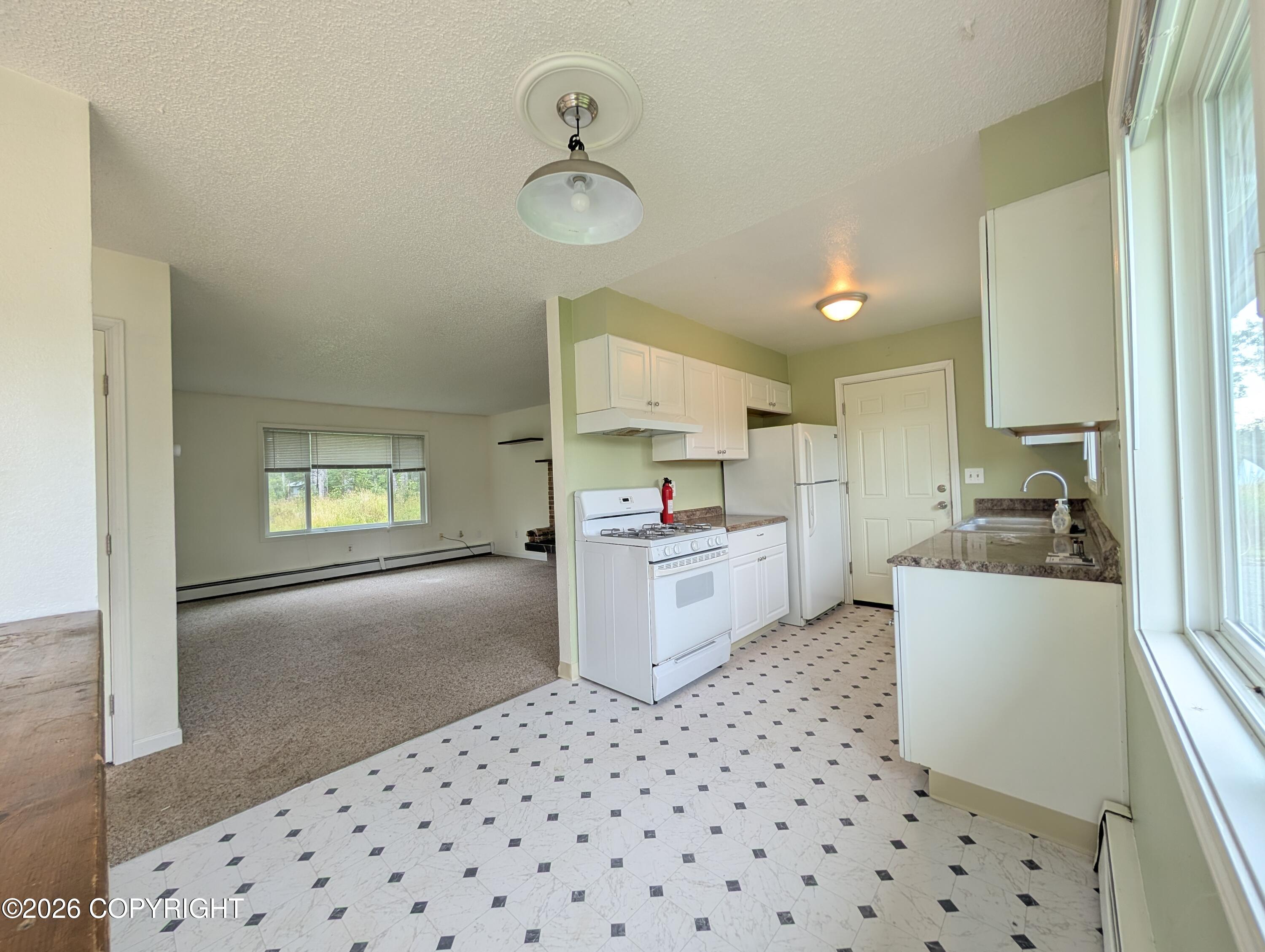 348 N Fireweed Street Property Photo 7