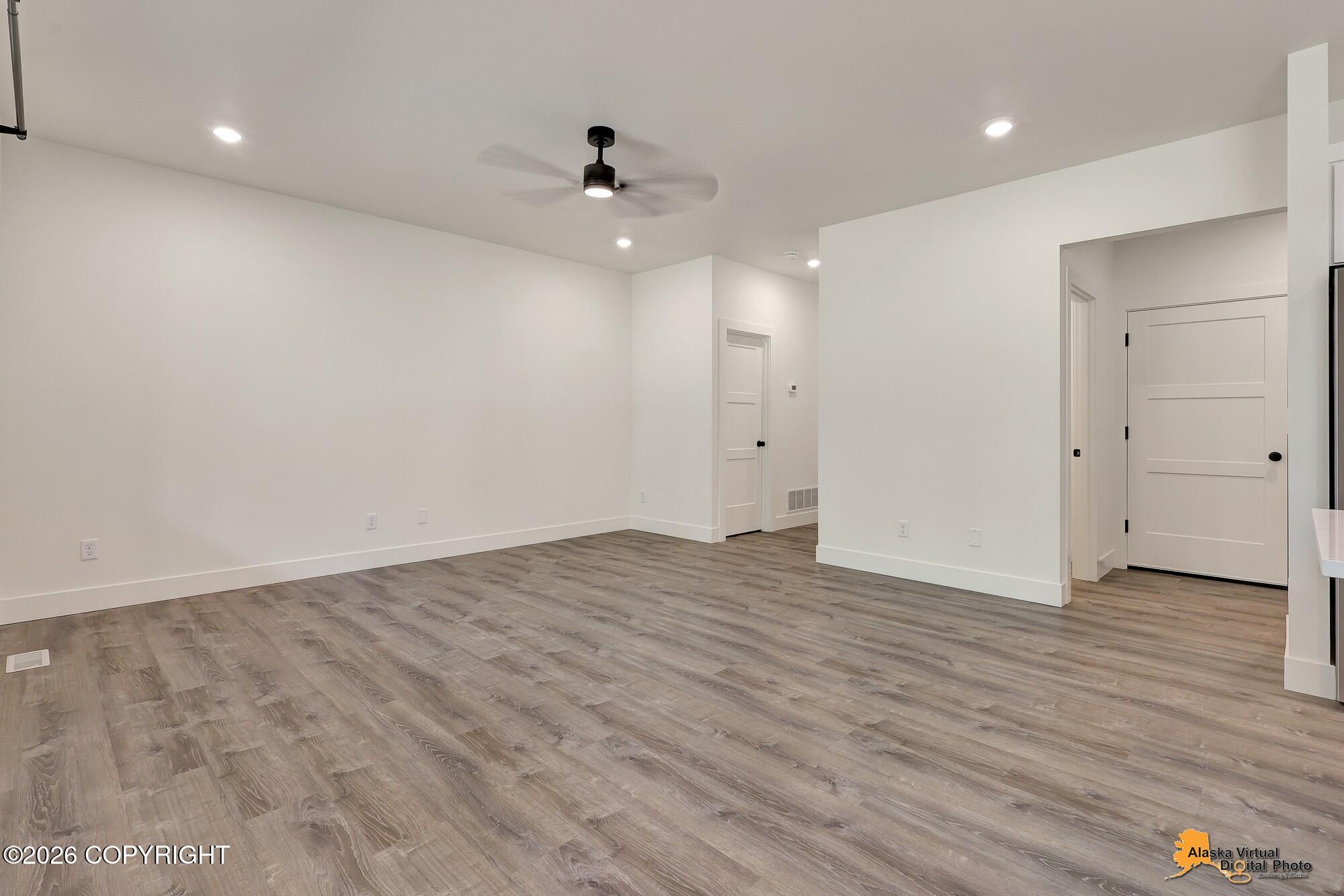 4201 W Ose Street #b Property Photo 8