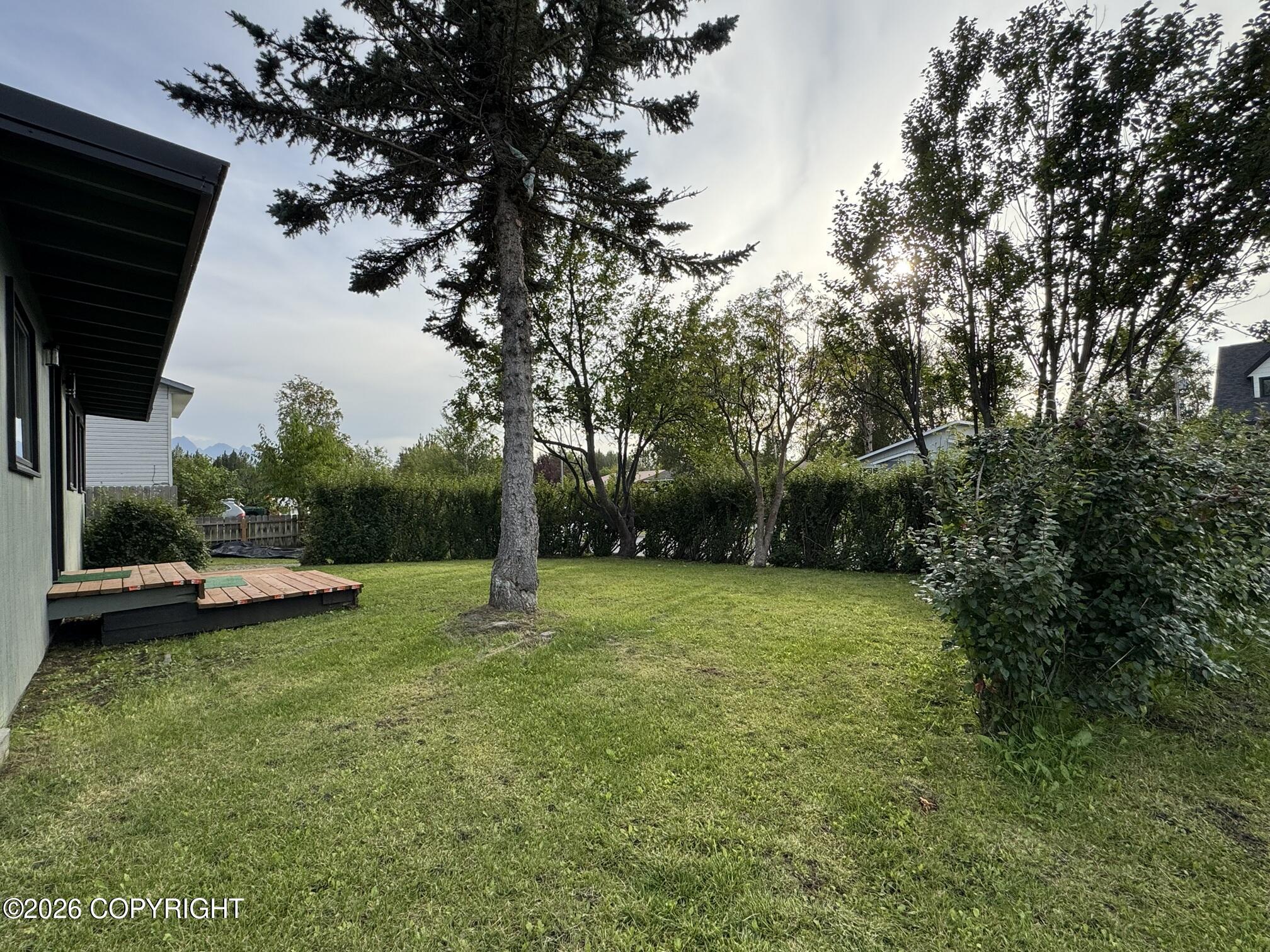 115 S Montgomery Way Property Photo 3