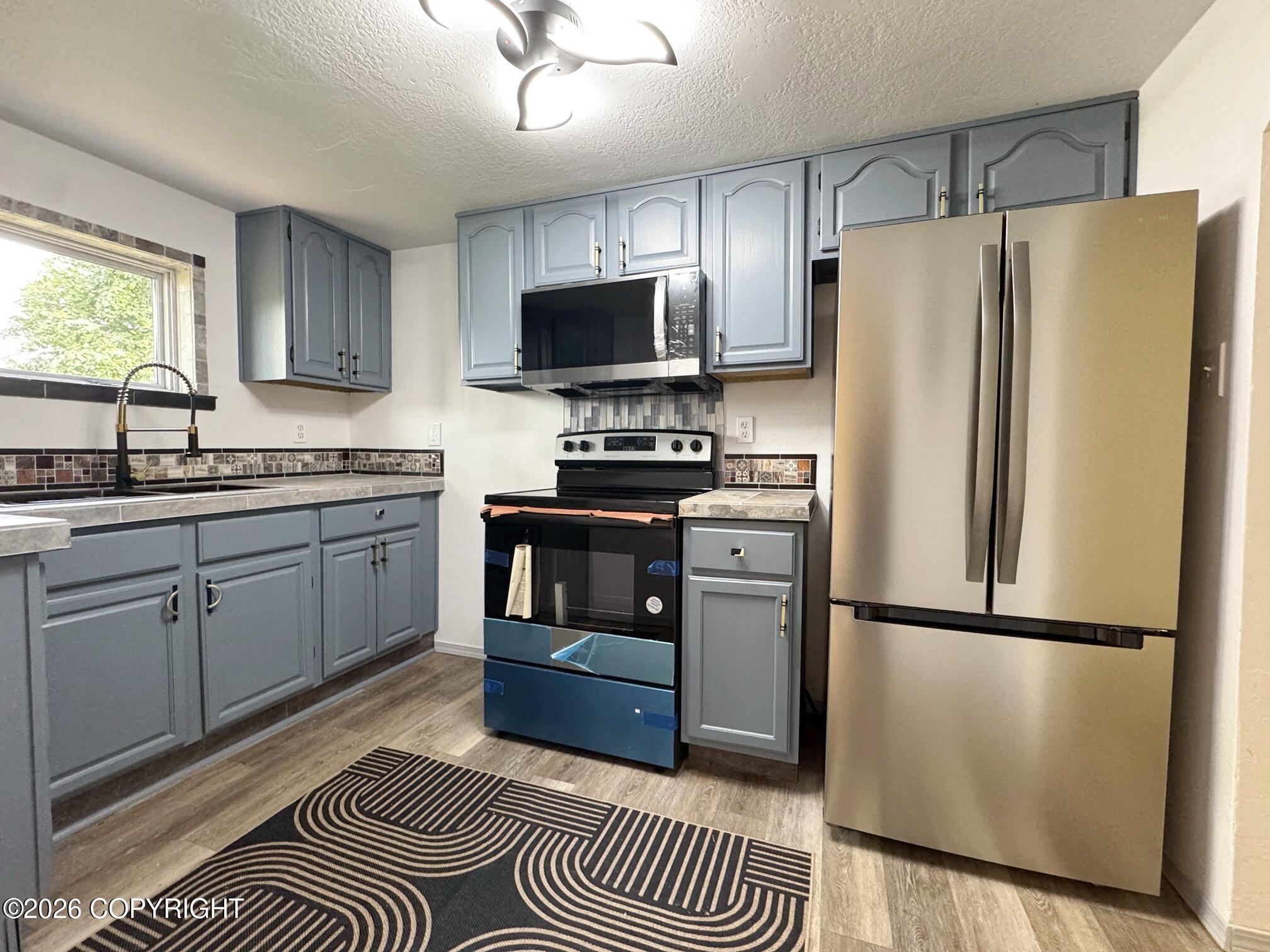 115 S Montgomery Way Property Photo 4