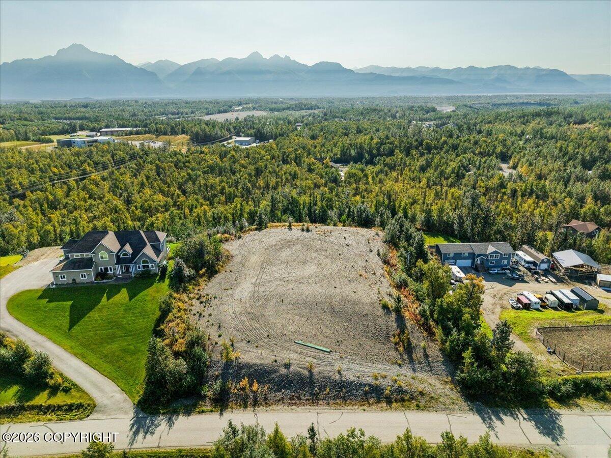 2525 N Larkspur Hill Circle Property Photo 2
