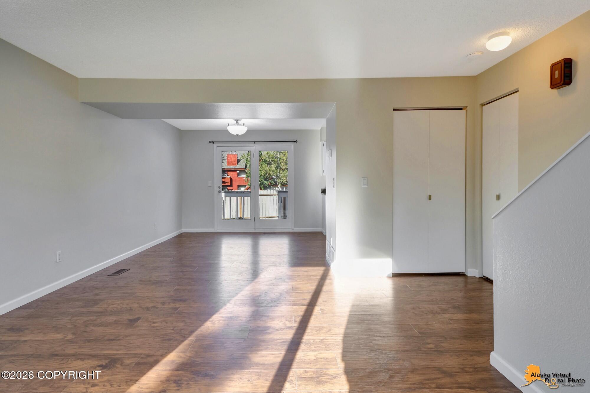 260 Fall Leaf Circle Property Photo 5