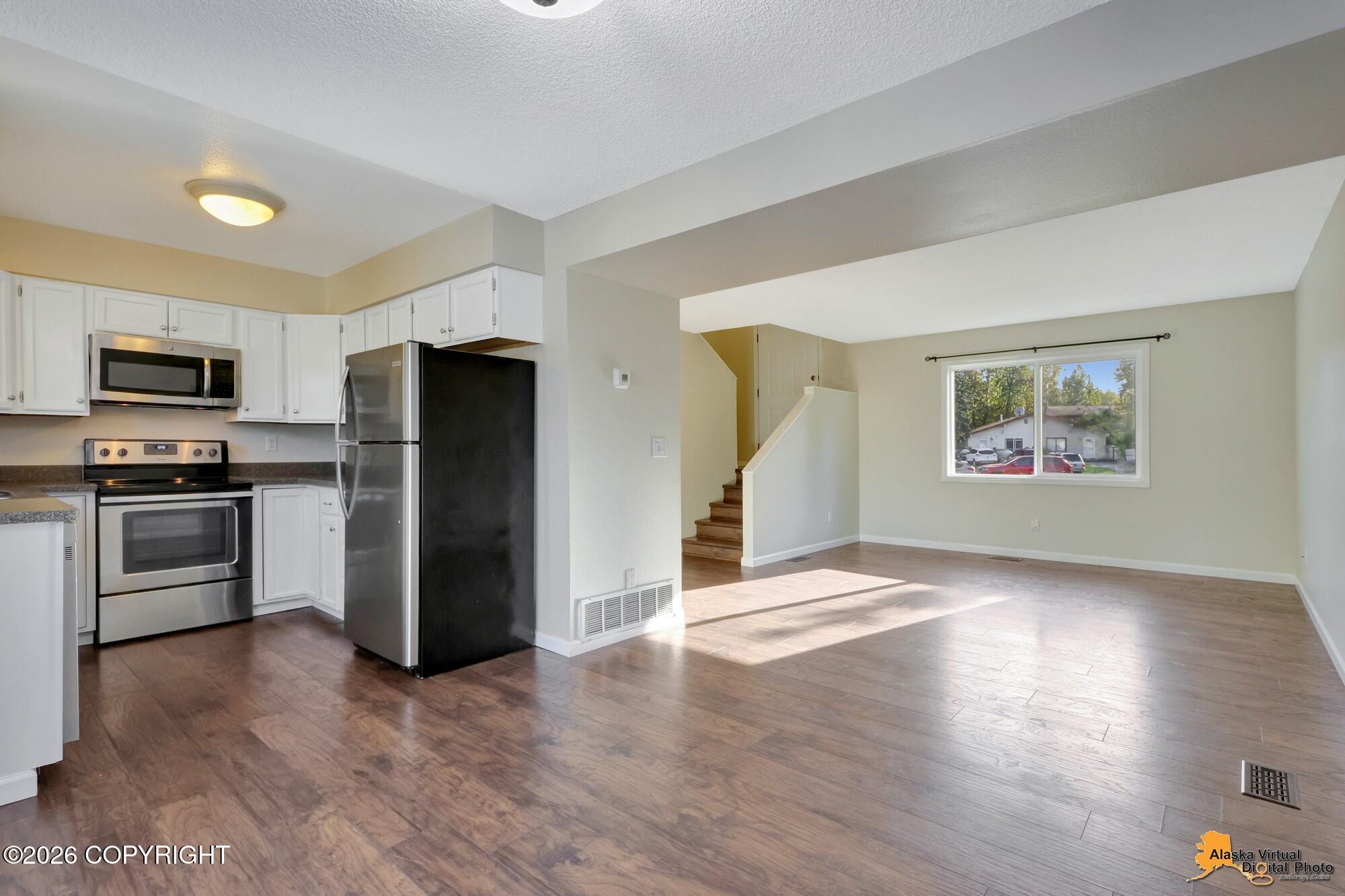 260 Fall Leaf Circle Property Photo 8