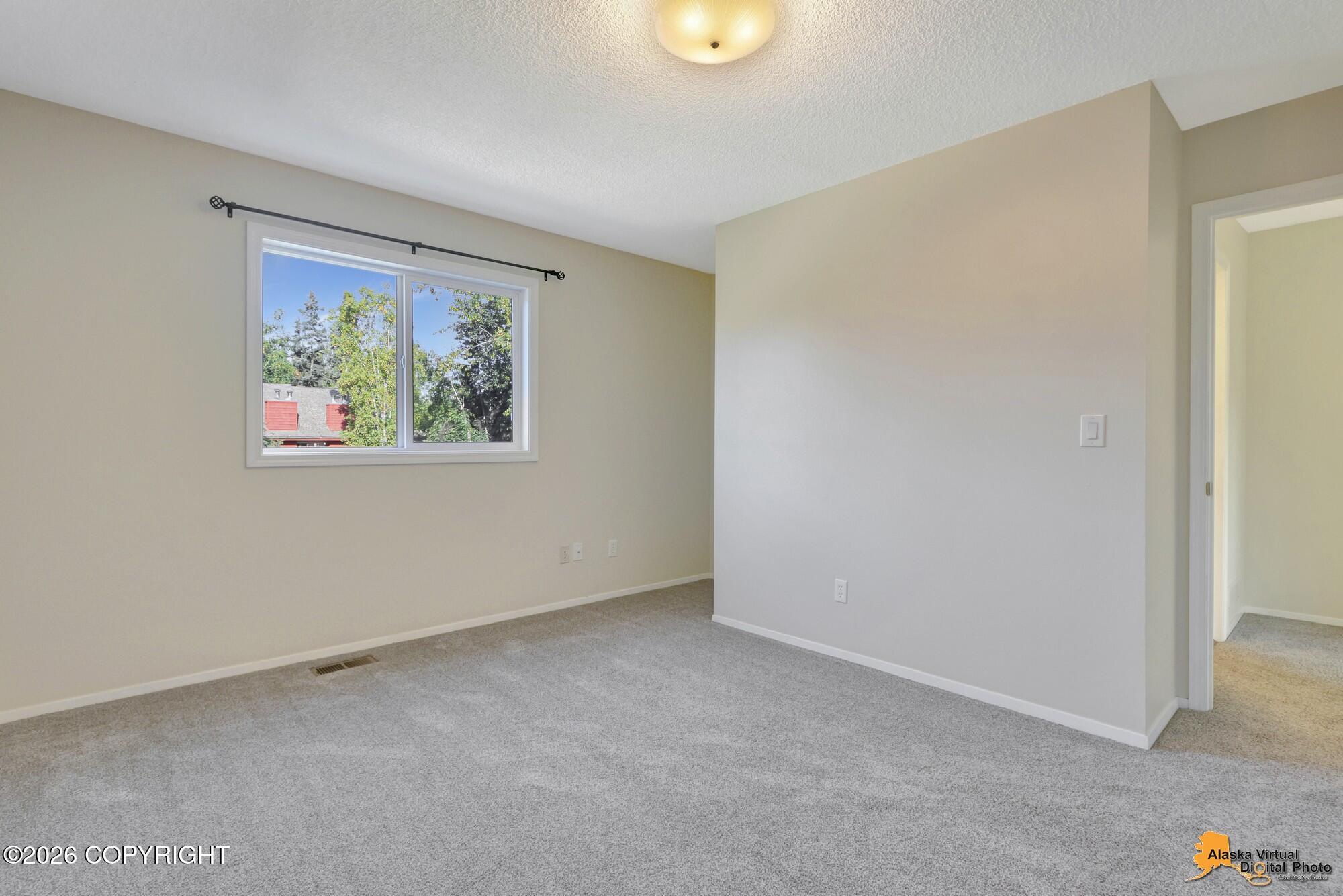 260 Fall Leaf Circle Property Photo 17