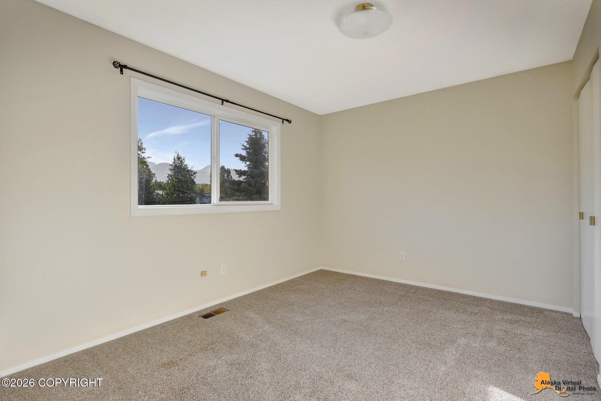 260 Fall Leaf Circle Property Photo 19