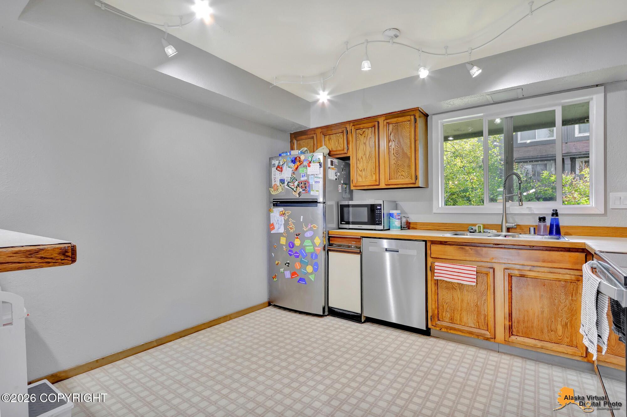 6400 Village Parkway #123 Property Photo 16