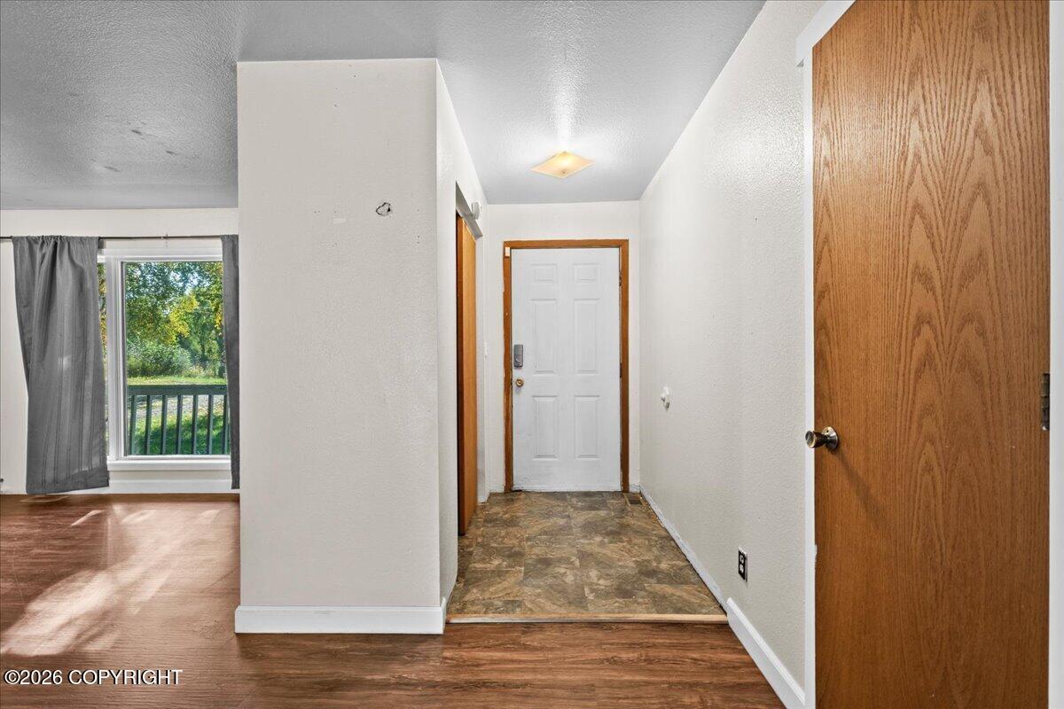 9519 W Hollywood Road Property Photo 3
