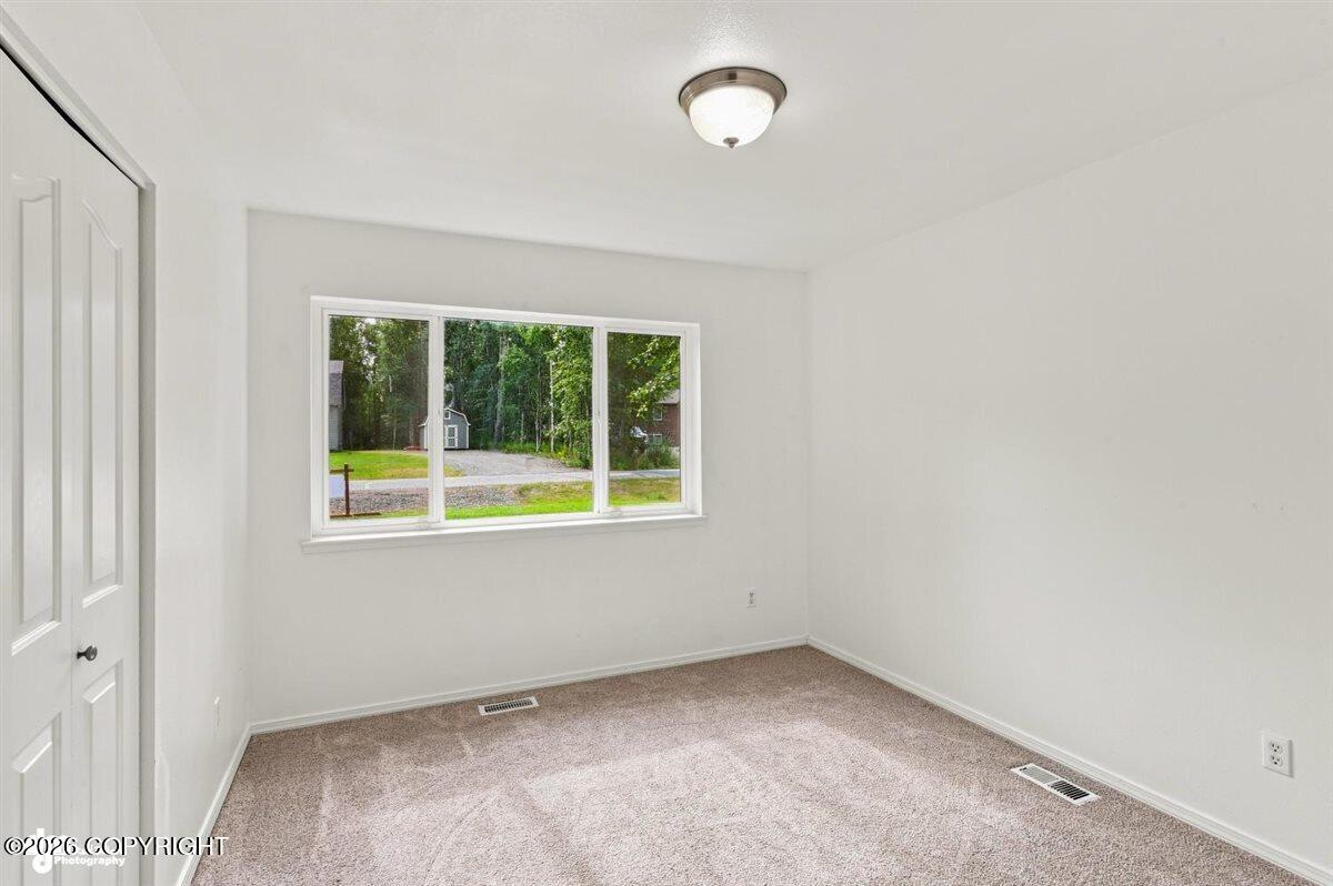 6921 W Gruening Place Property Photo 16