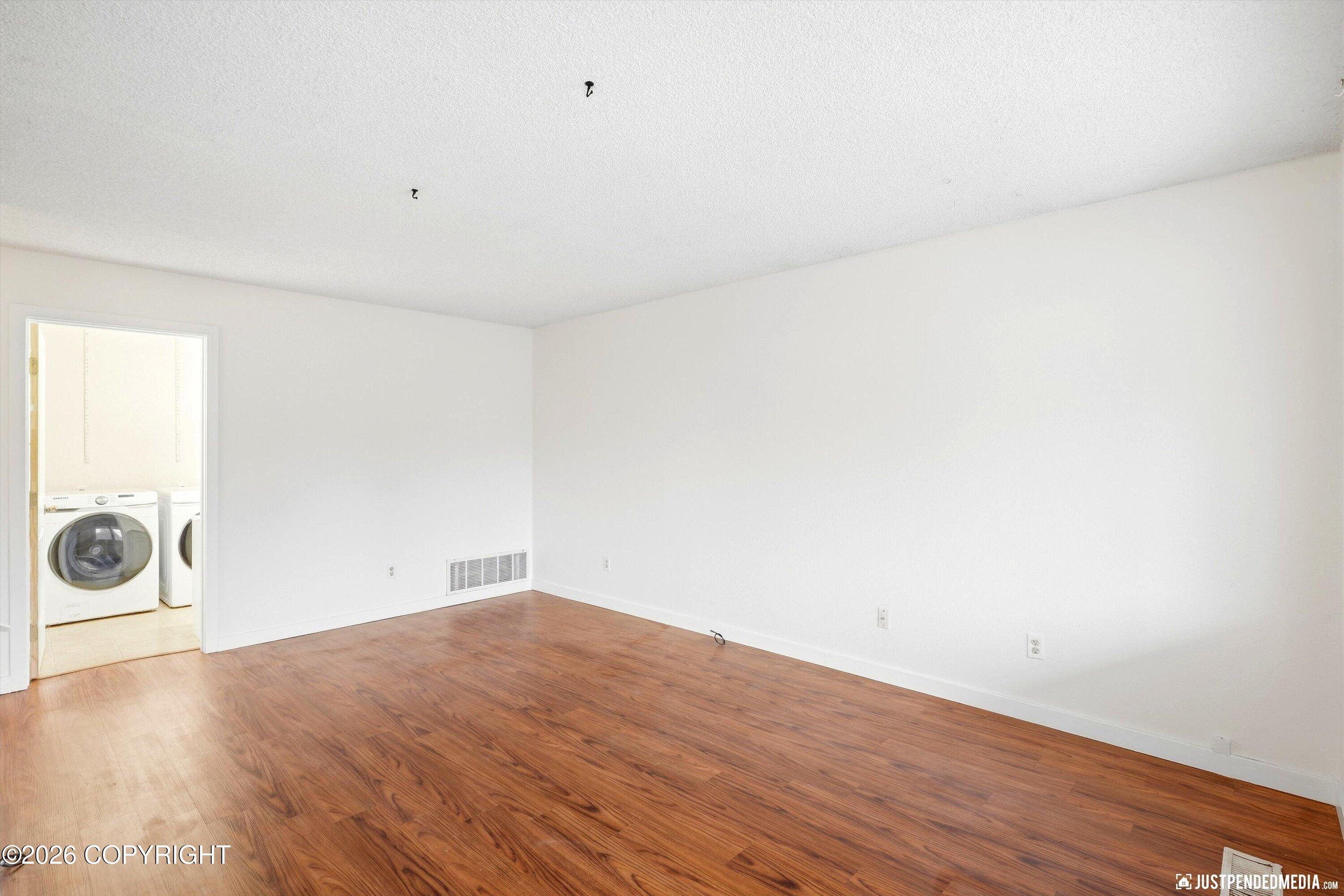 11931 Portage Drive Property Photo 5