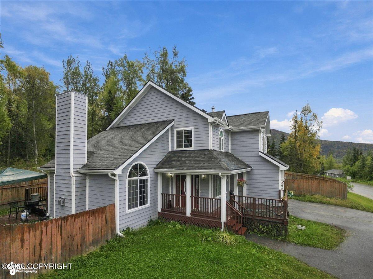 10127 Crest View Lane Property Photo 3