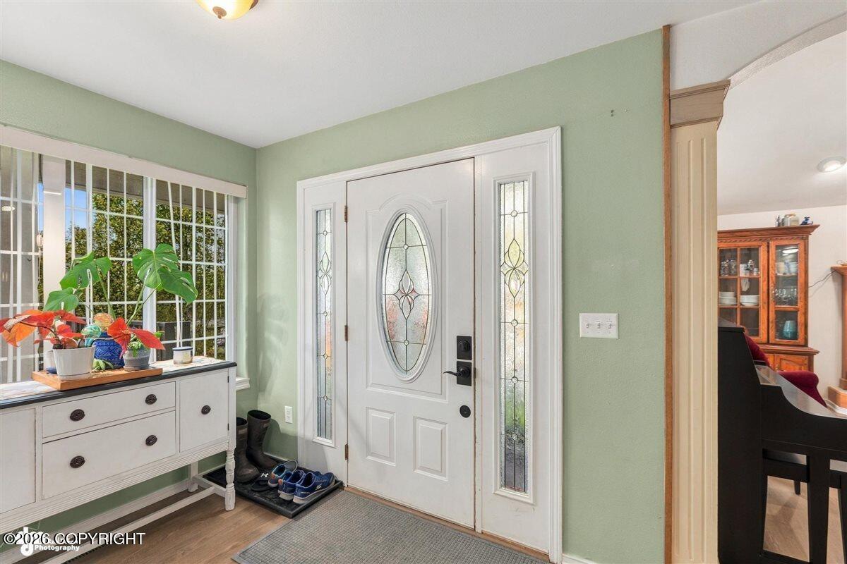 10127 Crest View Lane Property Photo 5
