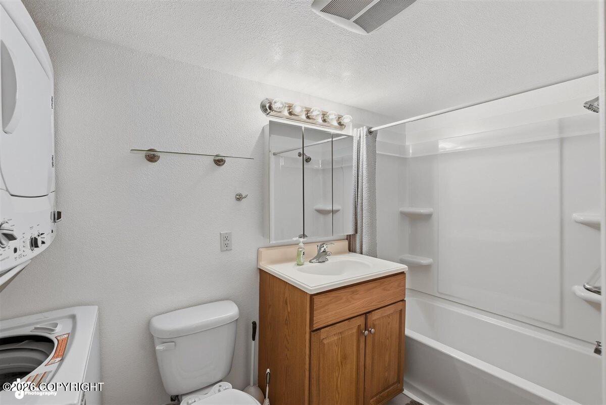 1551 W Lake Lucille Drive Property Photo 17