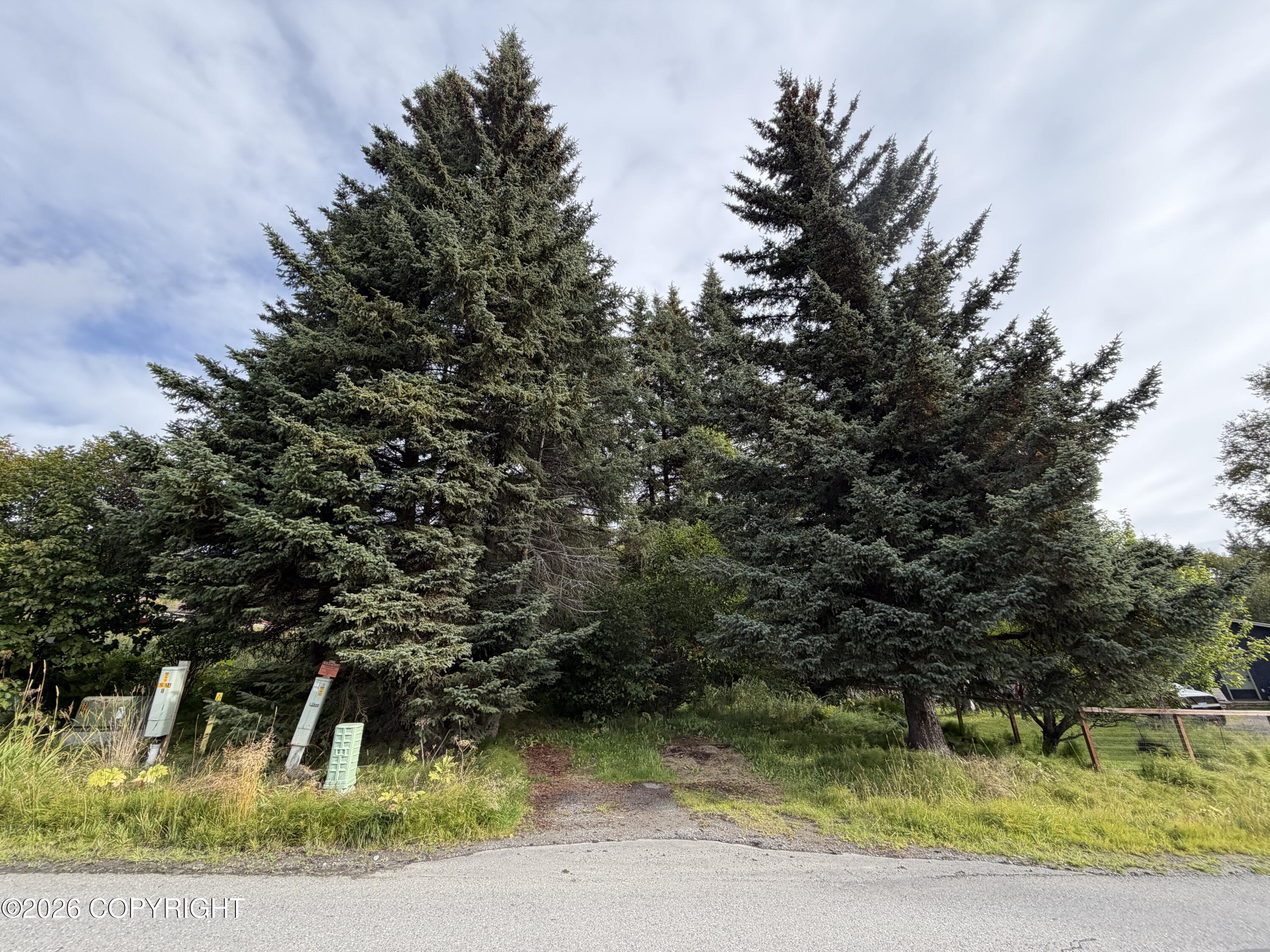 4768 Sabrina Road Property Photo 4