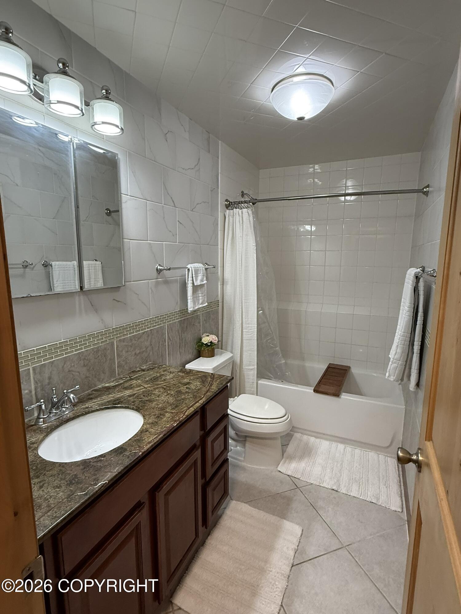 615 W 45th Avenue #5 Property Photo 5