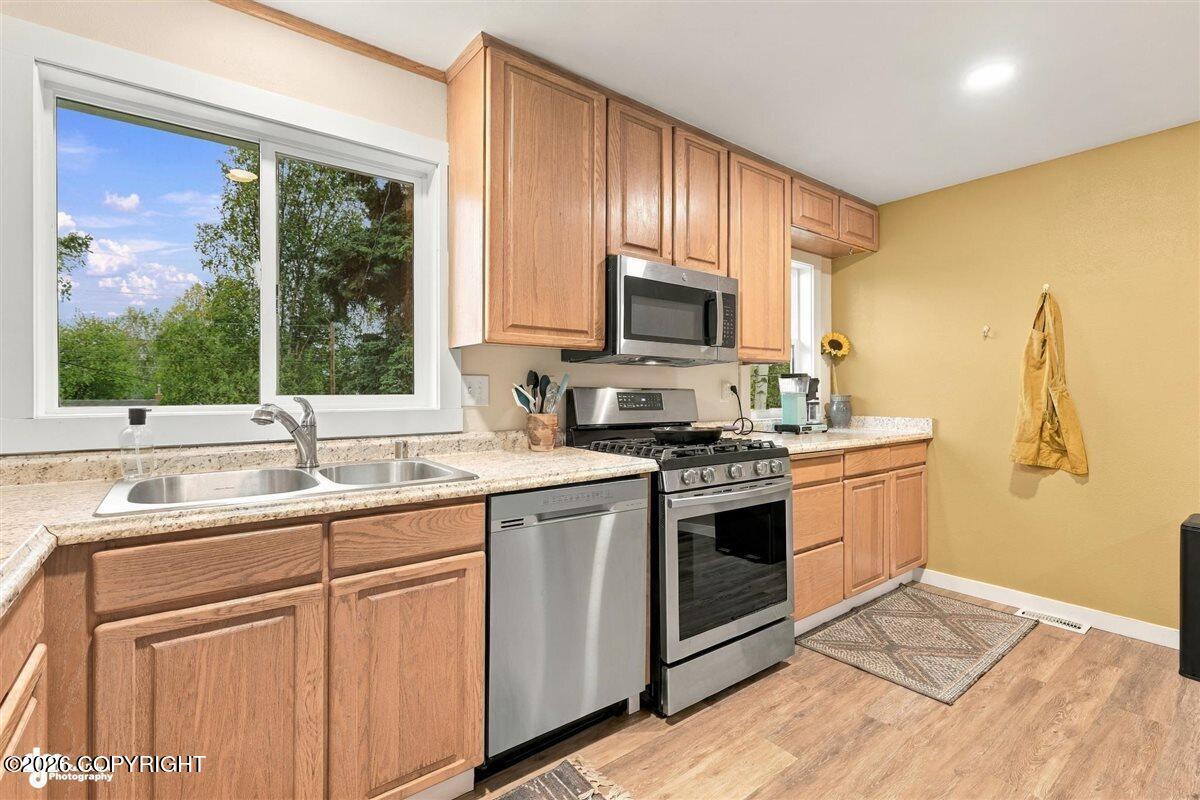 258 Hoyt Street Property Photo 15