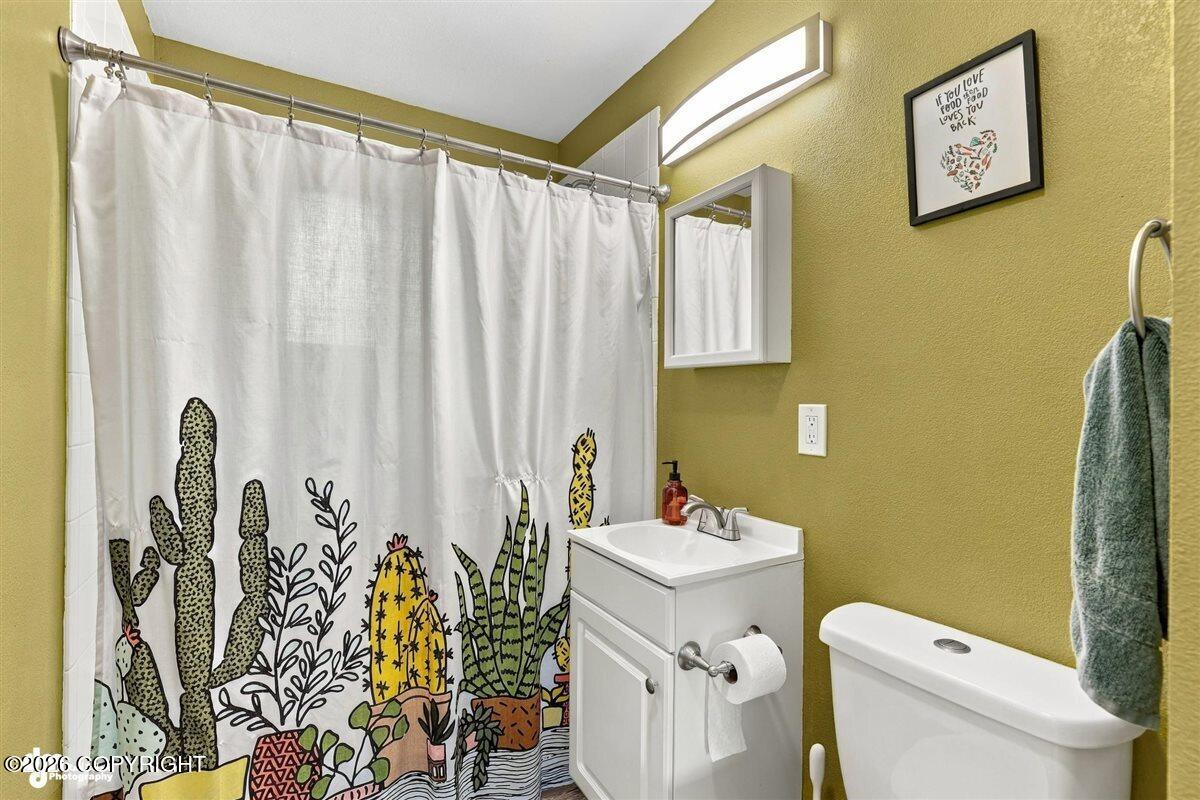 258 Hoyt Street Property Photo 17