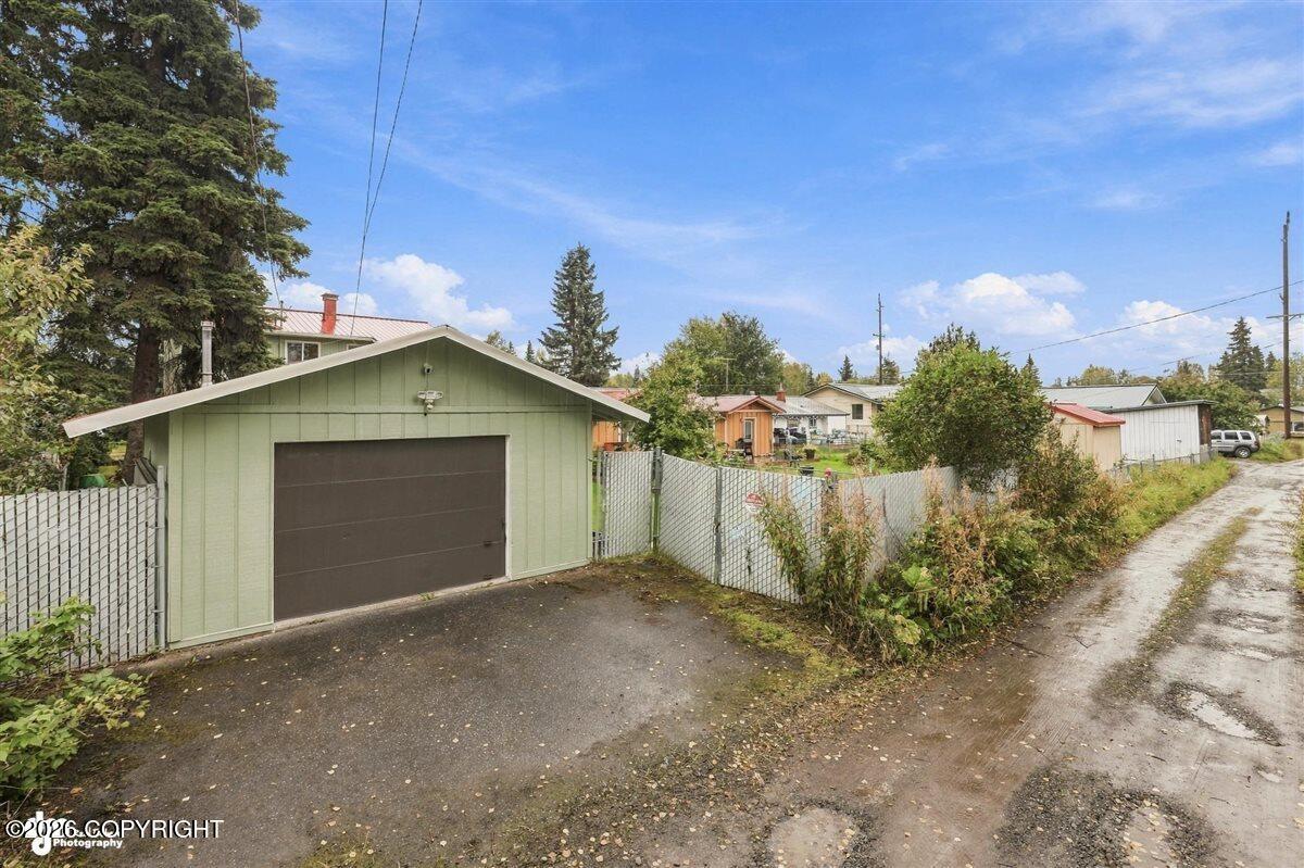 258 Hoyt Street Property Photo 33