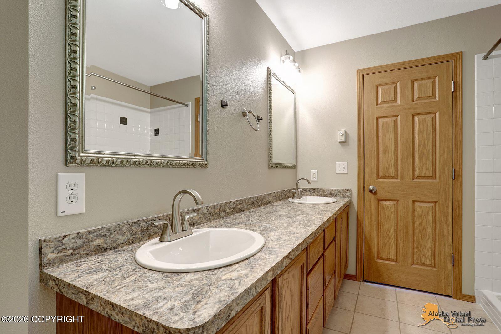 2775 W Stoneridge Circle Property Photo 16