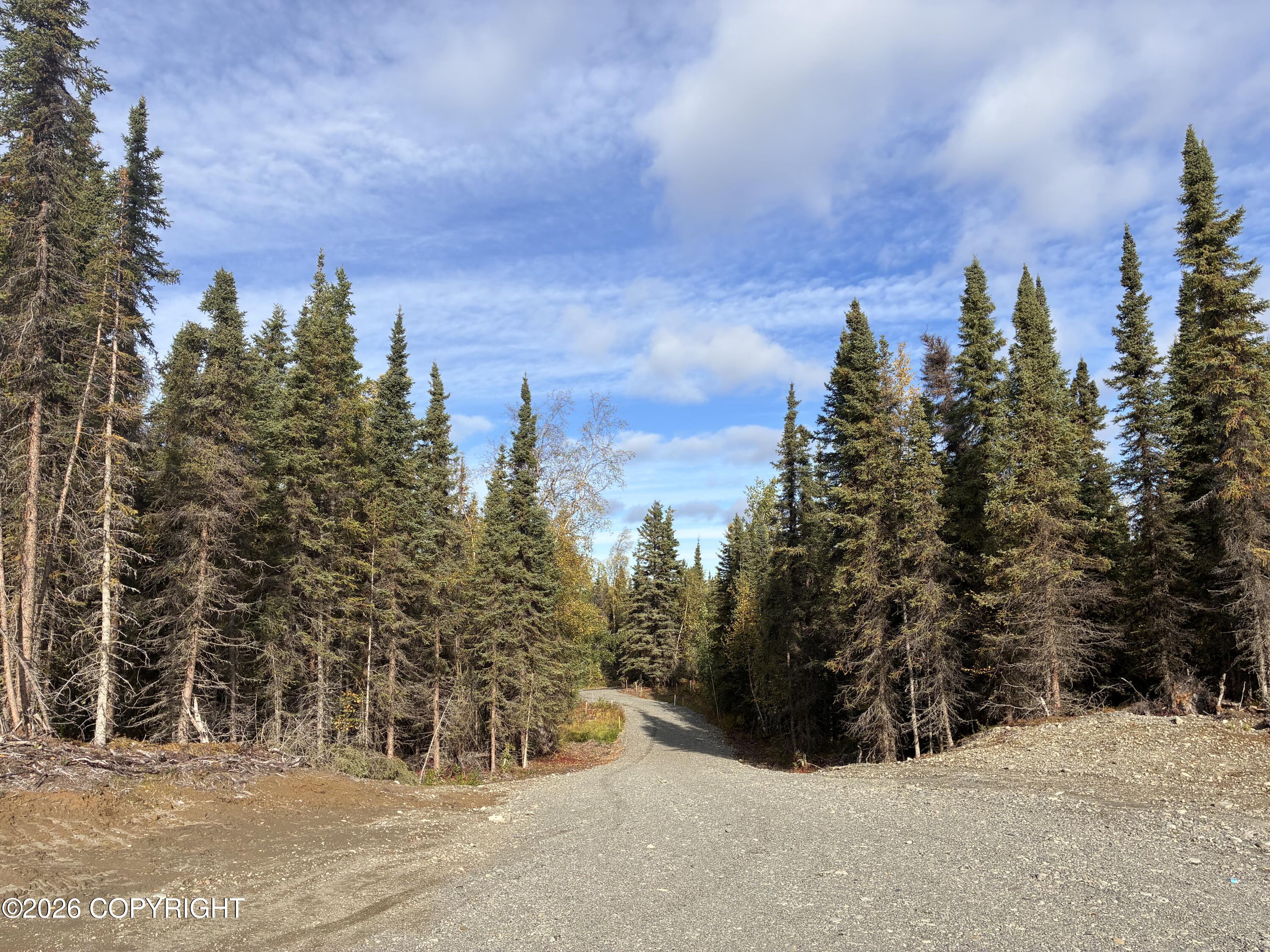 L4-b1 Aklavik Circle Property Photo 1