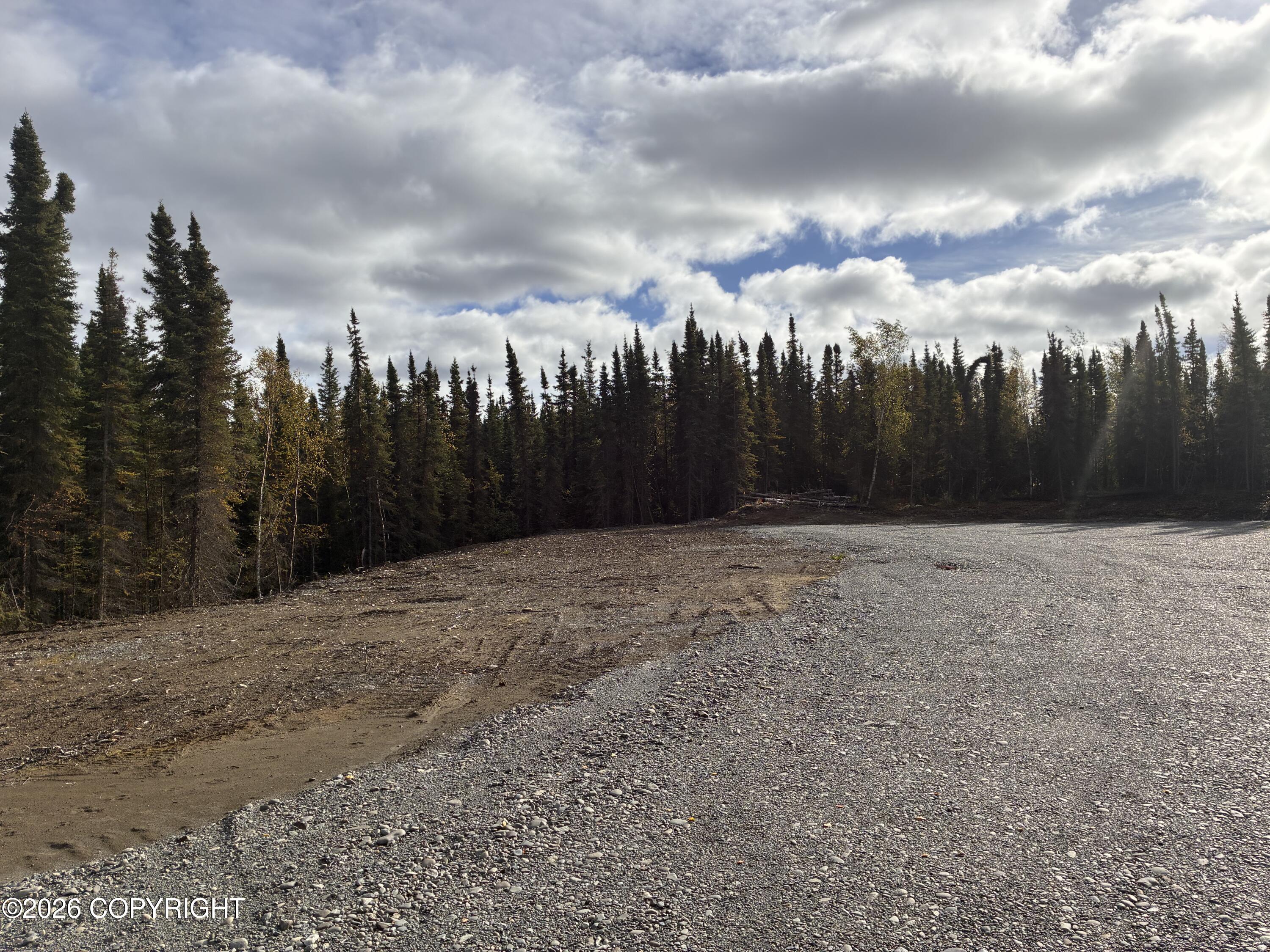 L4-b1 Aklavik Circle Property Photo 2