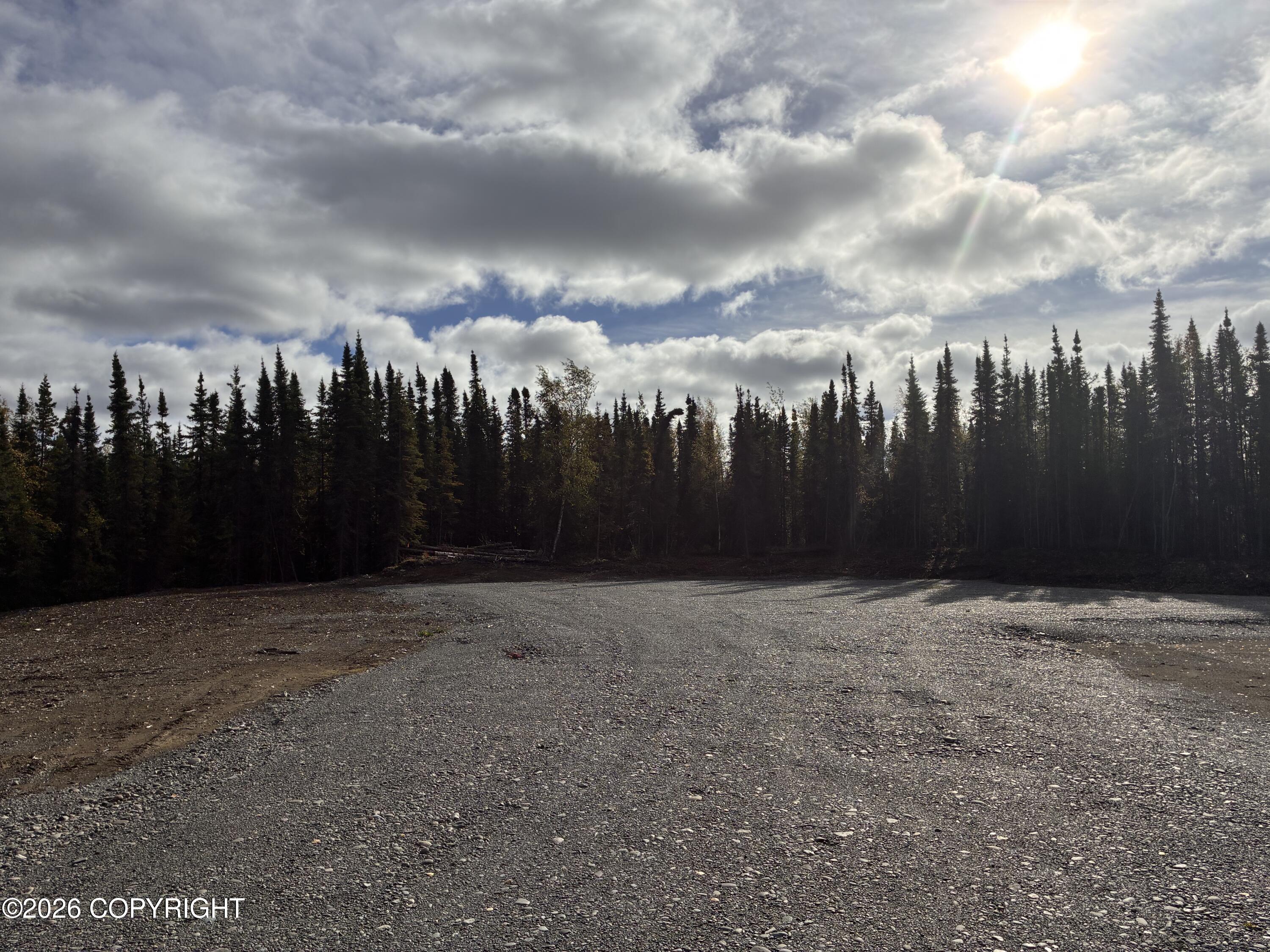 L4-b1 Aklavik Circle Property Photo 5