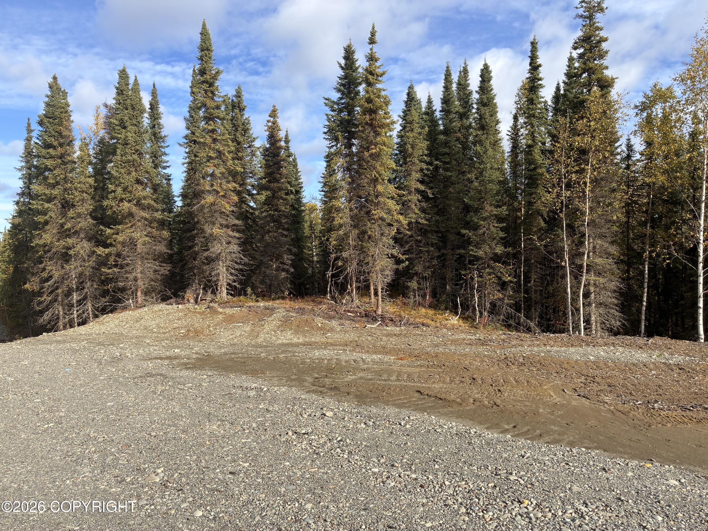 L4-b1 Aklavik Circle Property Photo 7