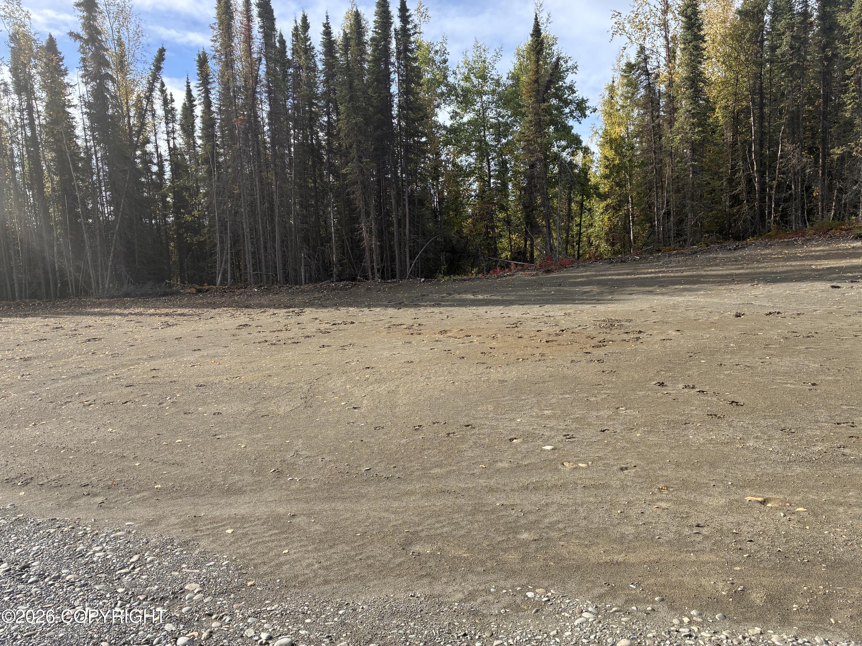 L4-b1 Aklavik Circle Property Photo 8