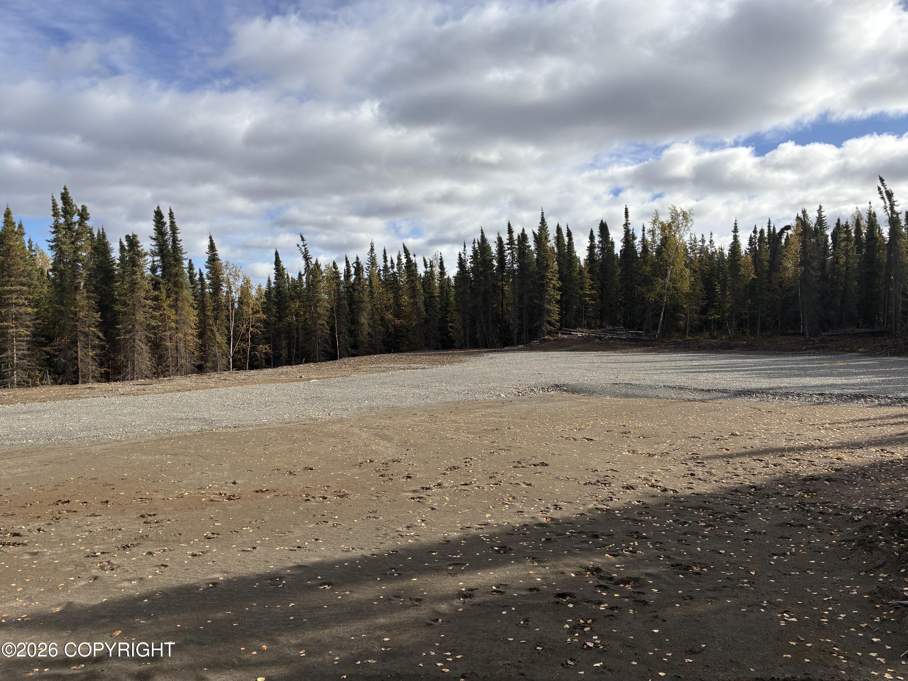 L4-b1 Aklavik Circle Property Photo 11