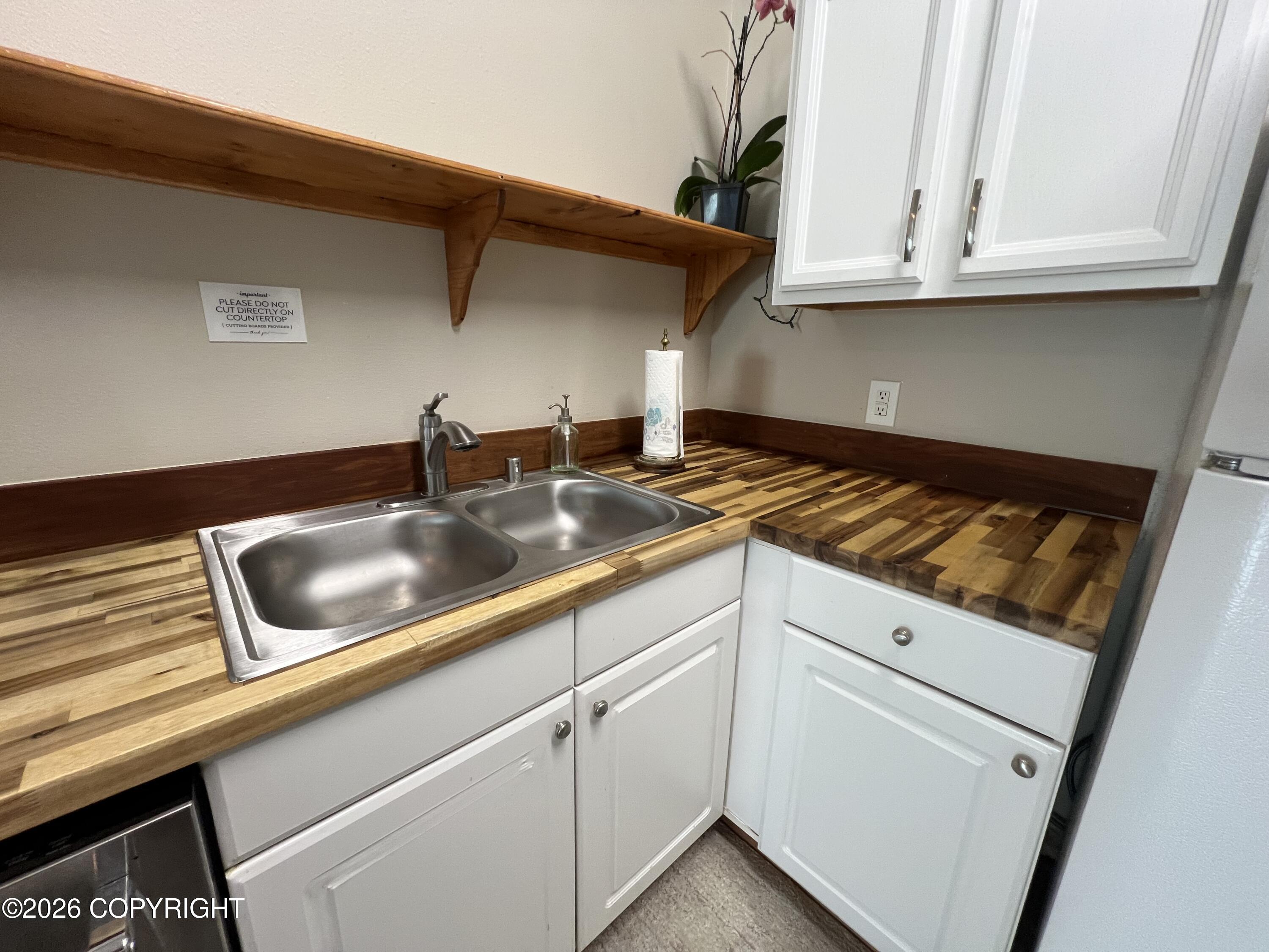 900 S Grantham Road #b Property Photo 9