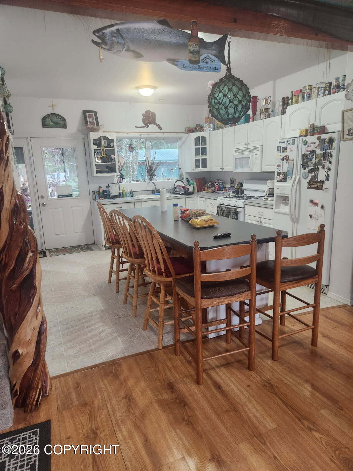 21055 Earl Court Property Photo 7