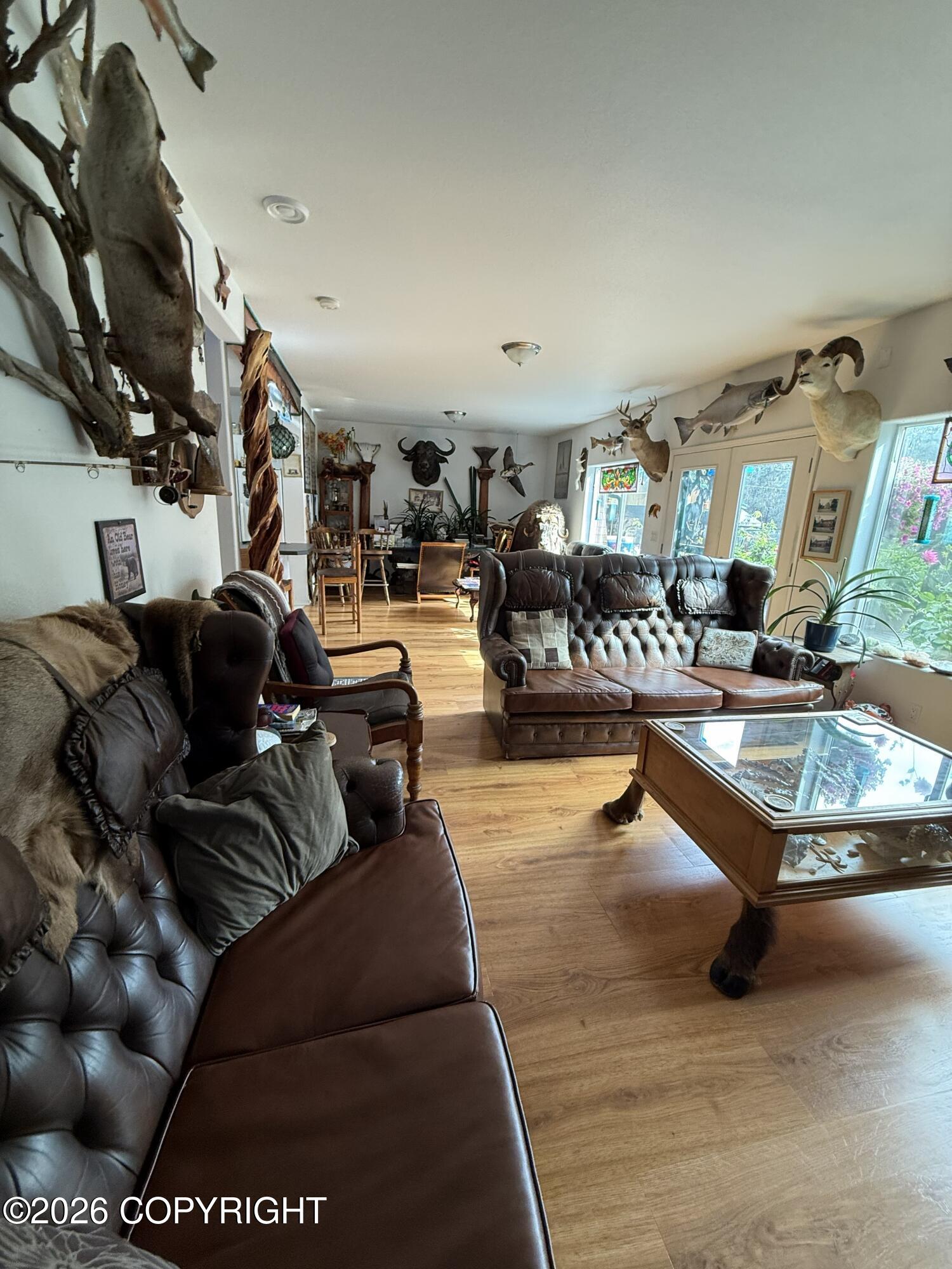 21055 Earl Court Property Photo 11