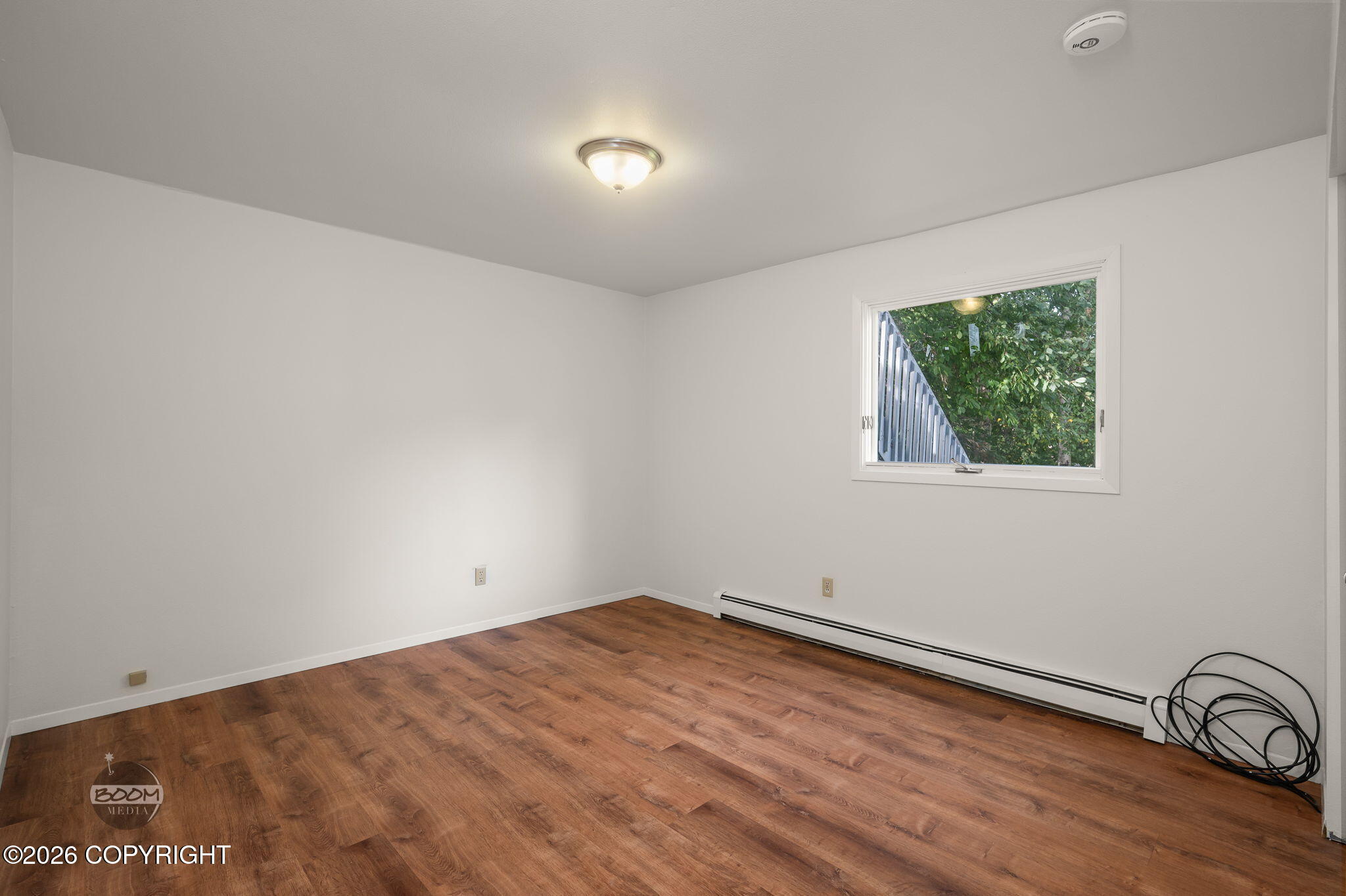 1917 E 58th Avenue Property Photo 21