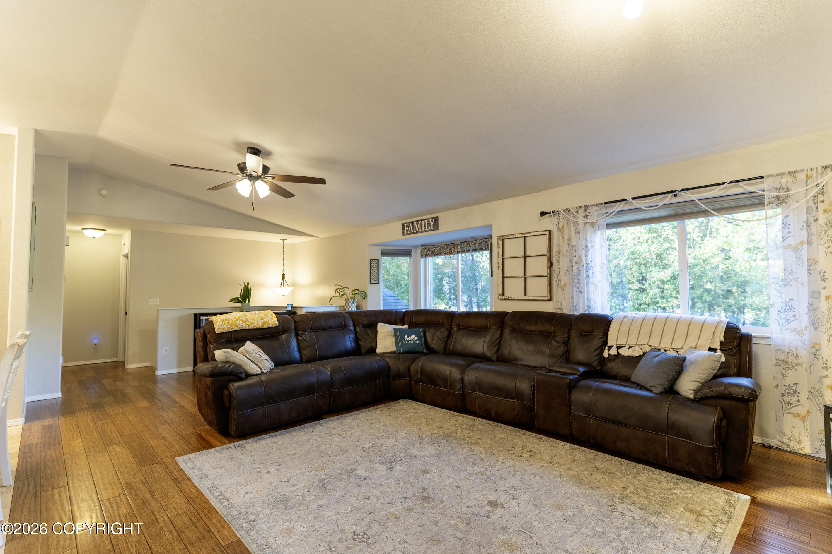 2050 S Bay View Drive Property Photo 10
