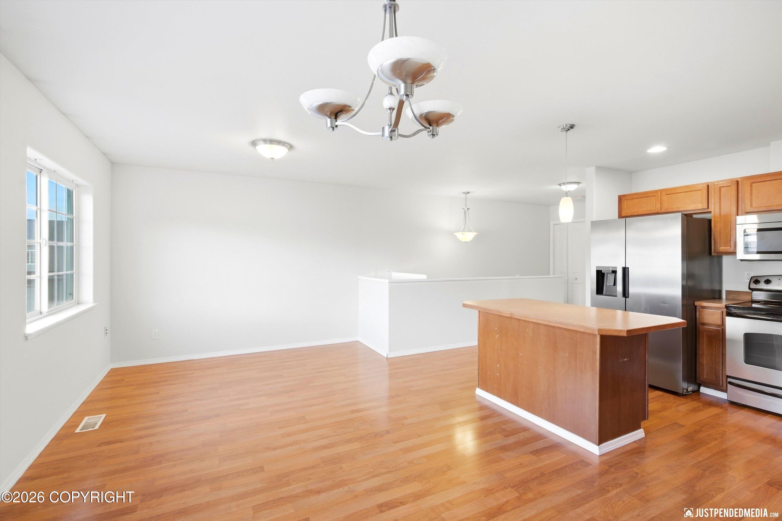 6505 Kara Sue Loop Property Photo 9