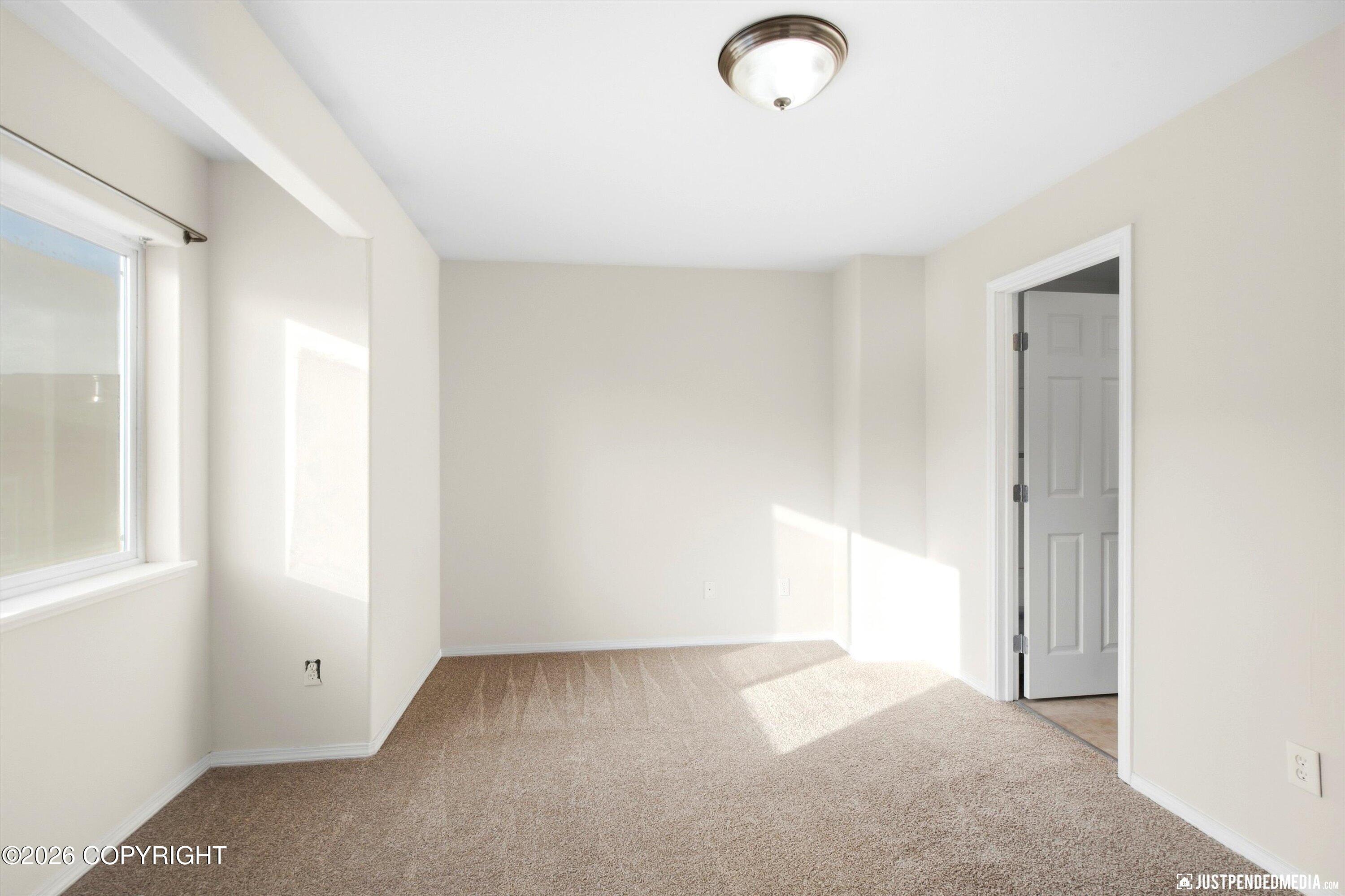 6505 Kara Sue Loop Property Photo 18