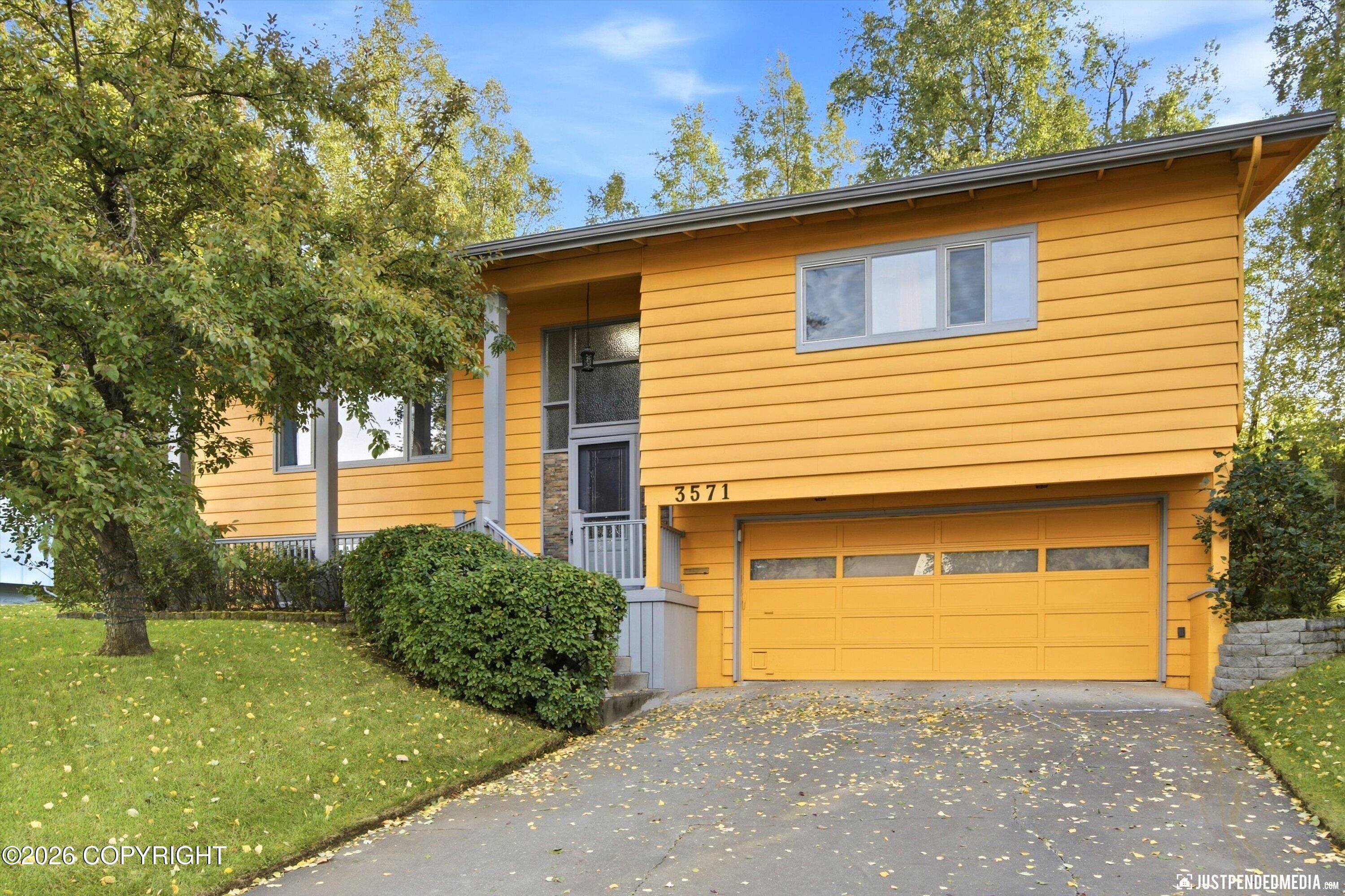 3571 Stanford Drive Property Photo 6