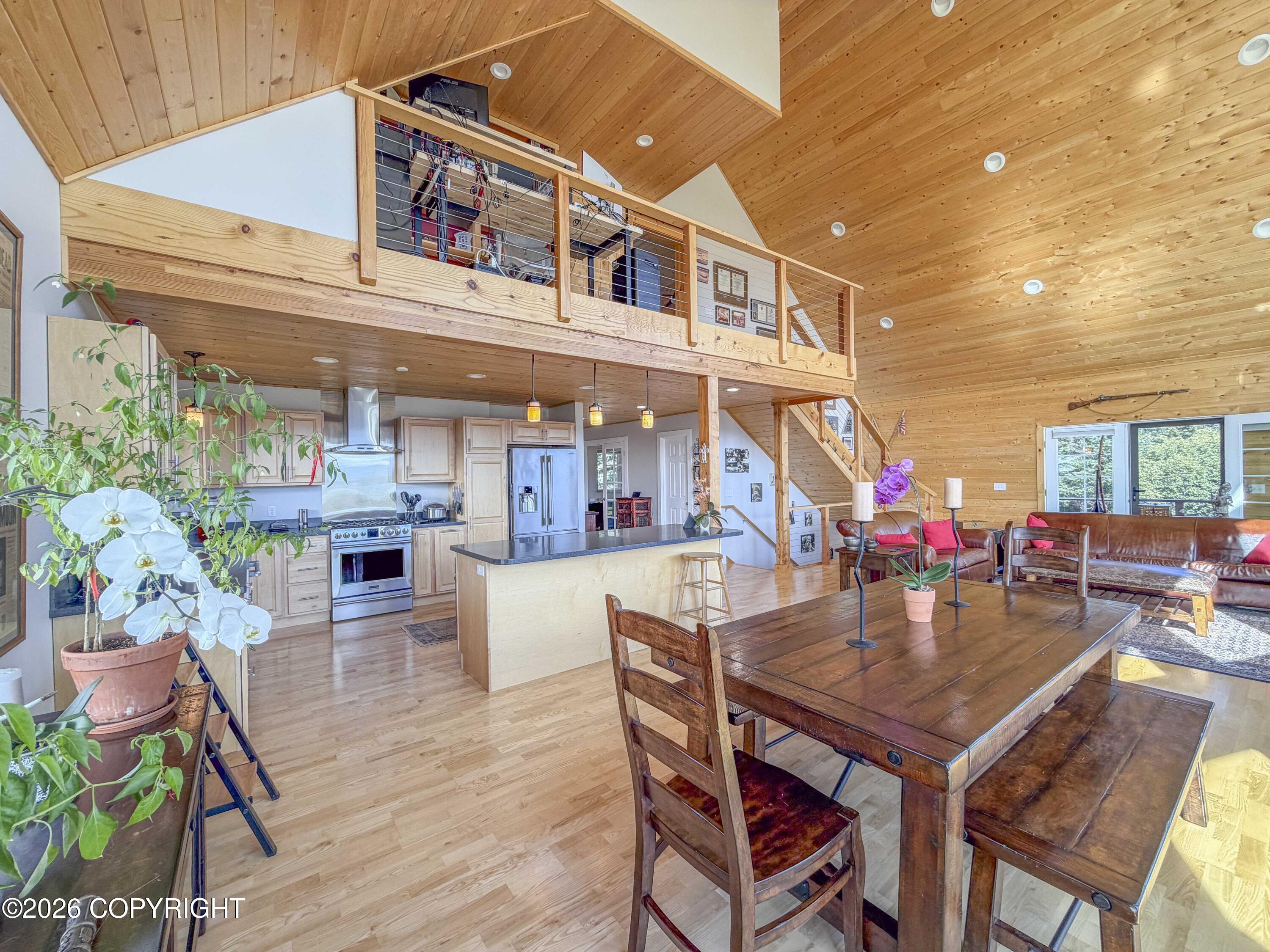 54317 Frontier Lane Property Photo 5