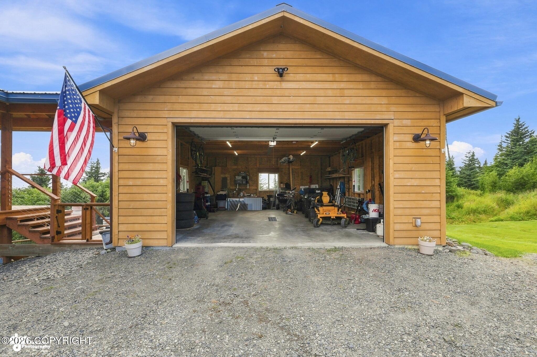 54317 Frontier Lane Property Photo 14