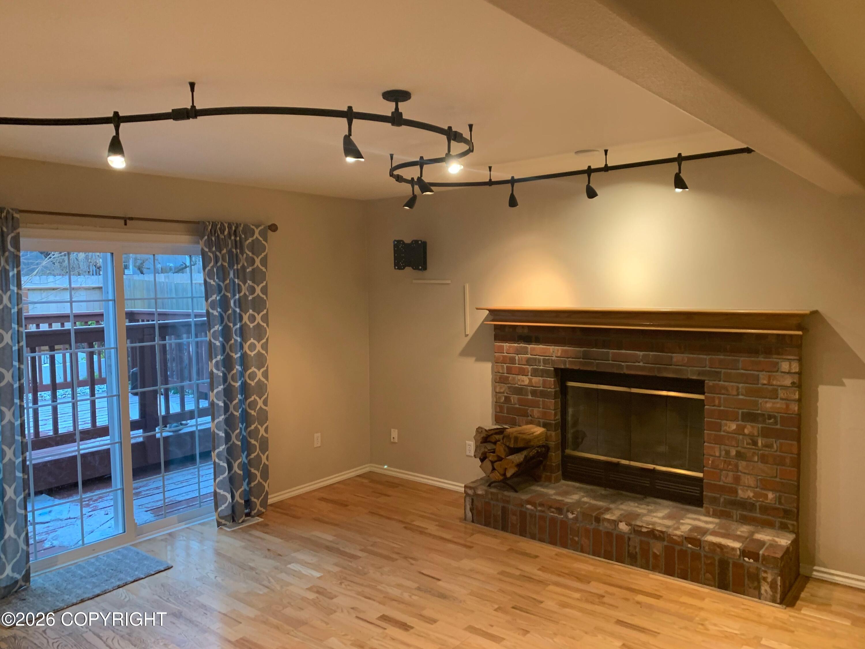 12125 Woodchase Circle Property Photo 5