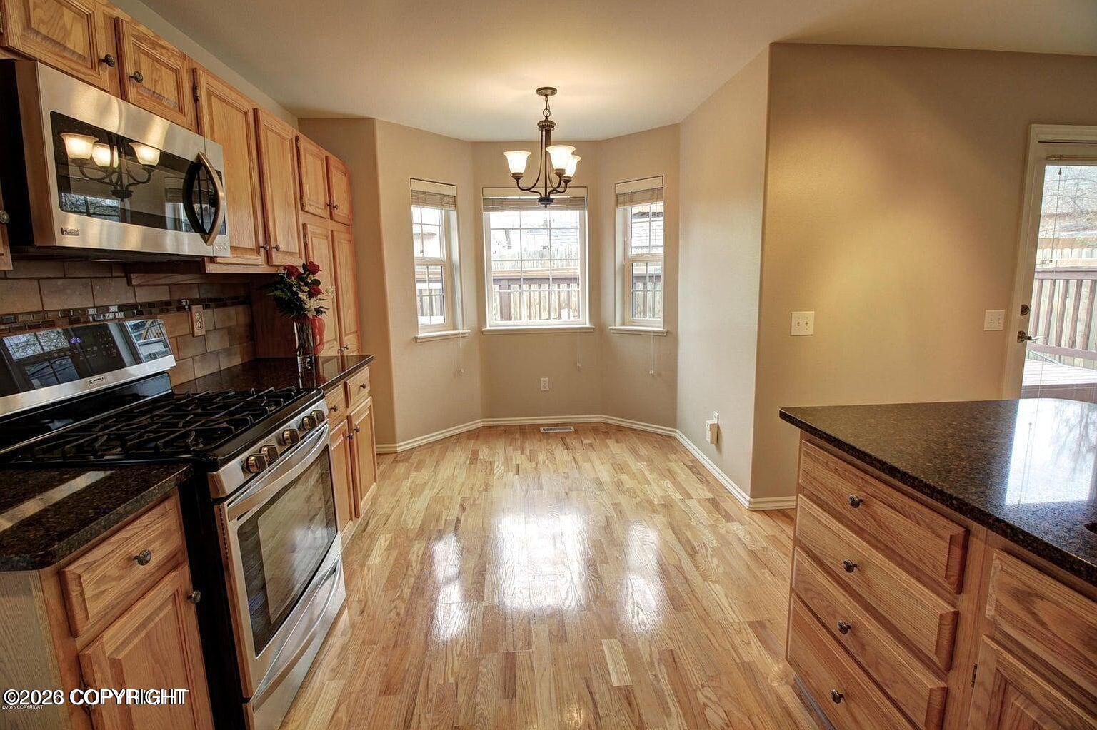 12125 Woodchase Circle Property Photo 8