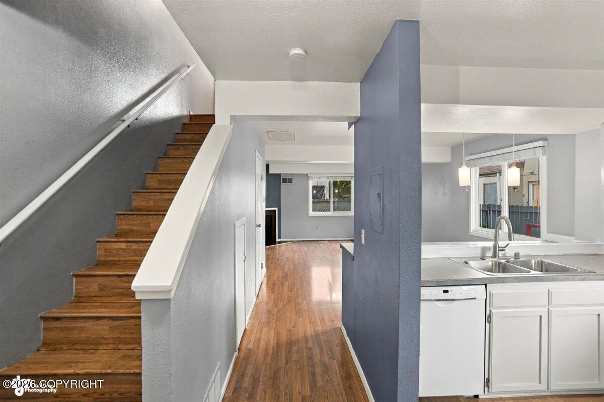 4161 E 20th Avenue #f-27 Property Photo 7