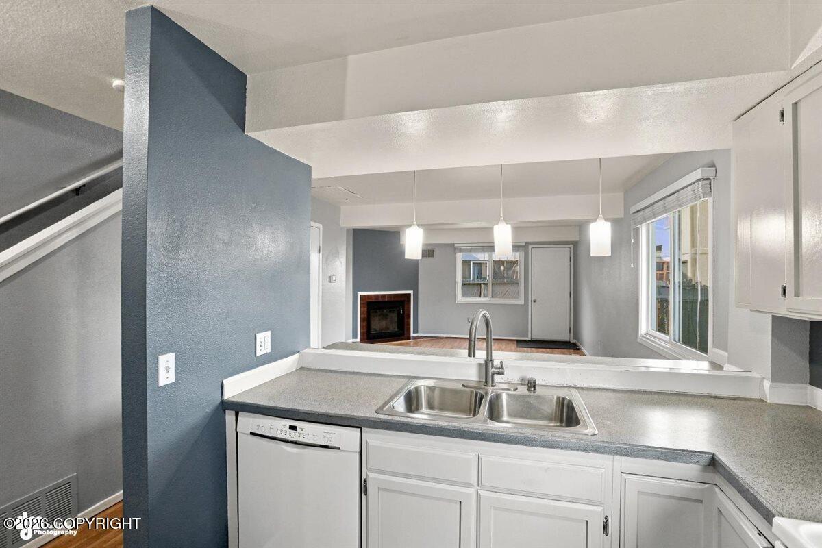 4161 E 20th Avenue #f-27 Property Photo 10