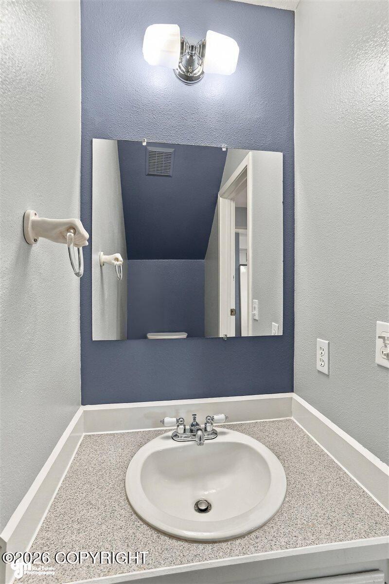 4161 E 20th Avenue #f-27 Property Photo 23