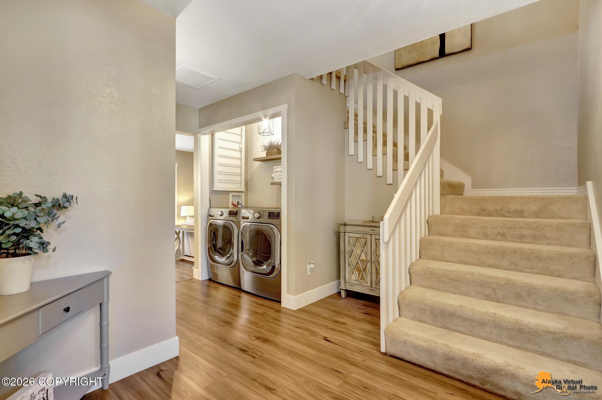 2920 Rocky Bay Circle Property Photo 6